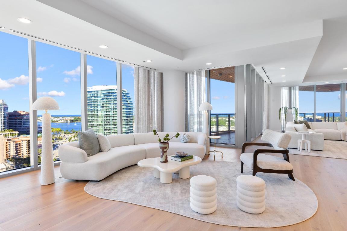 FORTE RESIDENCES CONDO - Residential