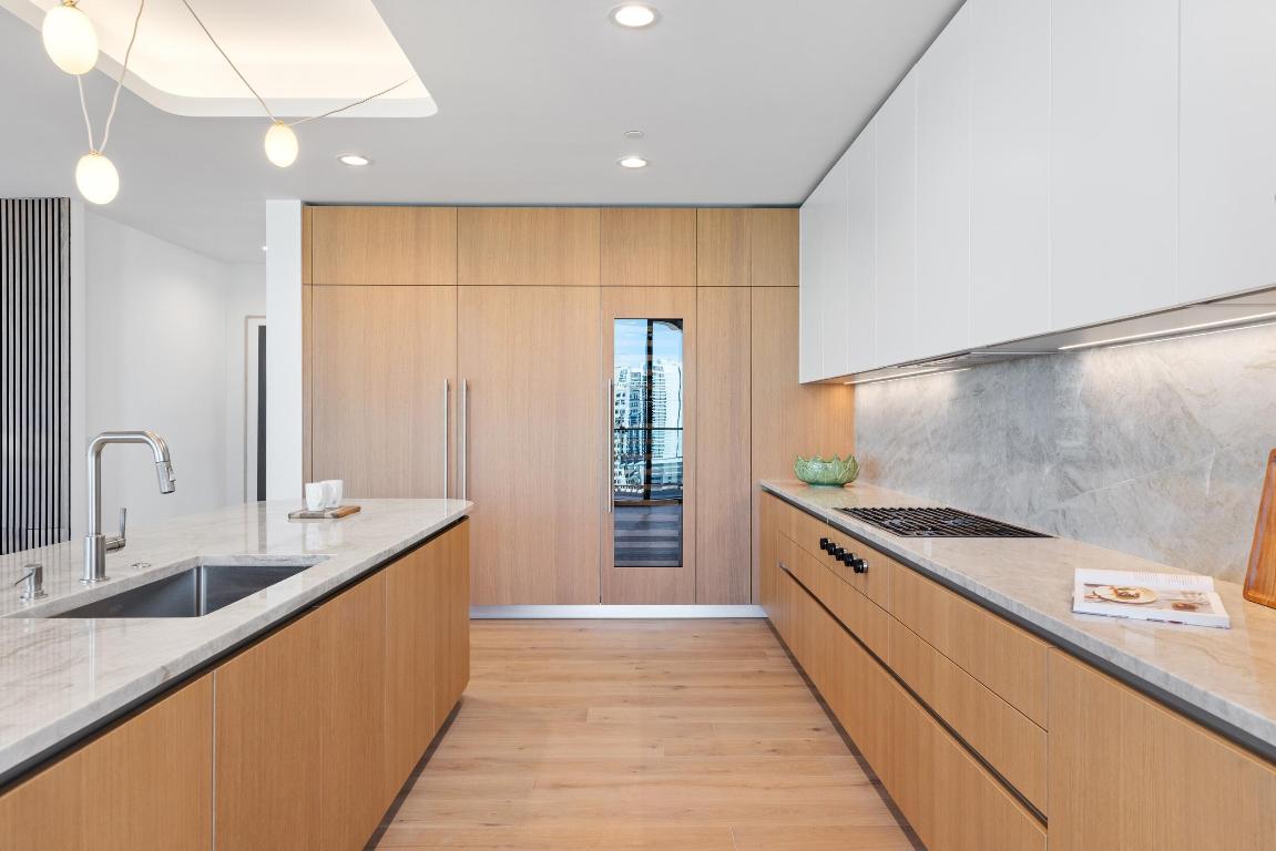 FORTE RESIDENCES CONDO - Residential