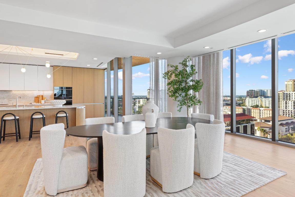 FORTE RESIDENCES CONDO - Residential