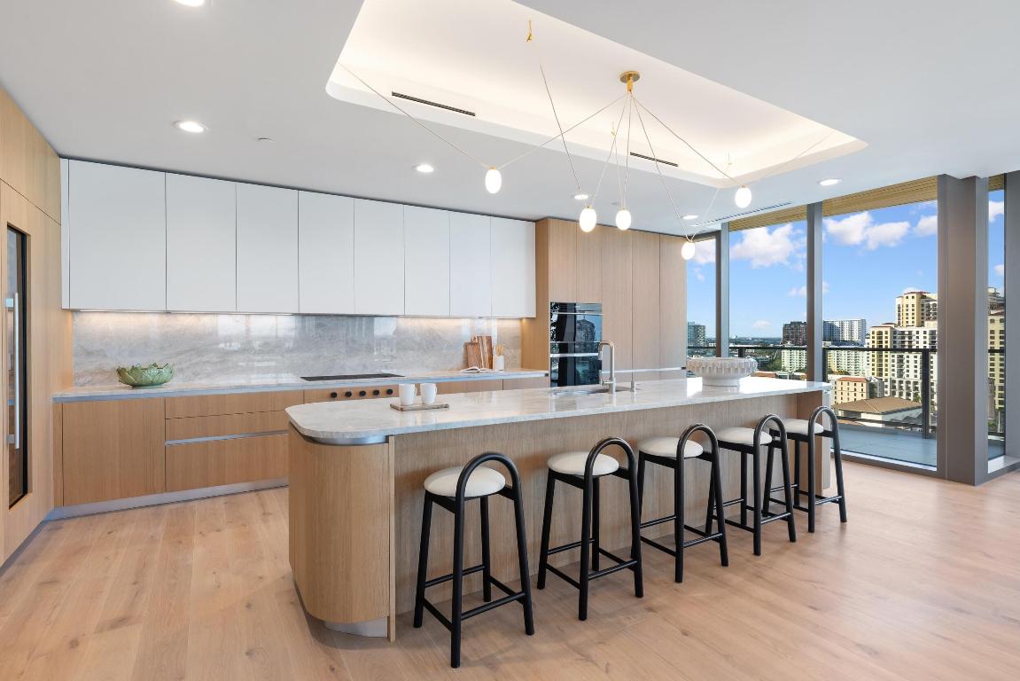FORTE RESIDENCES CONDO - Residential
