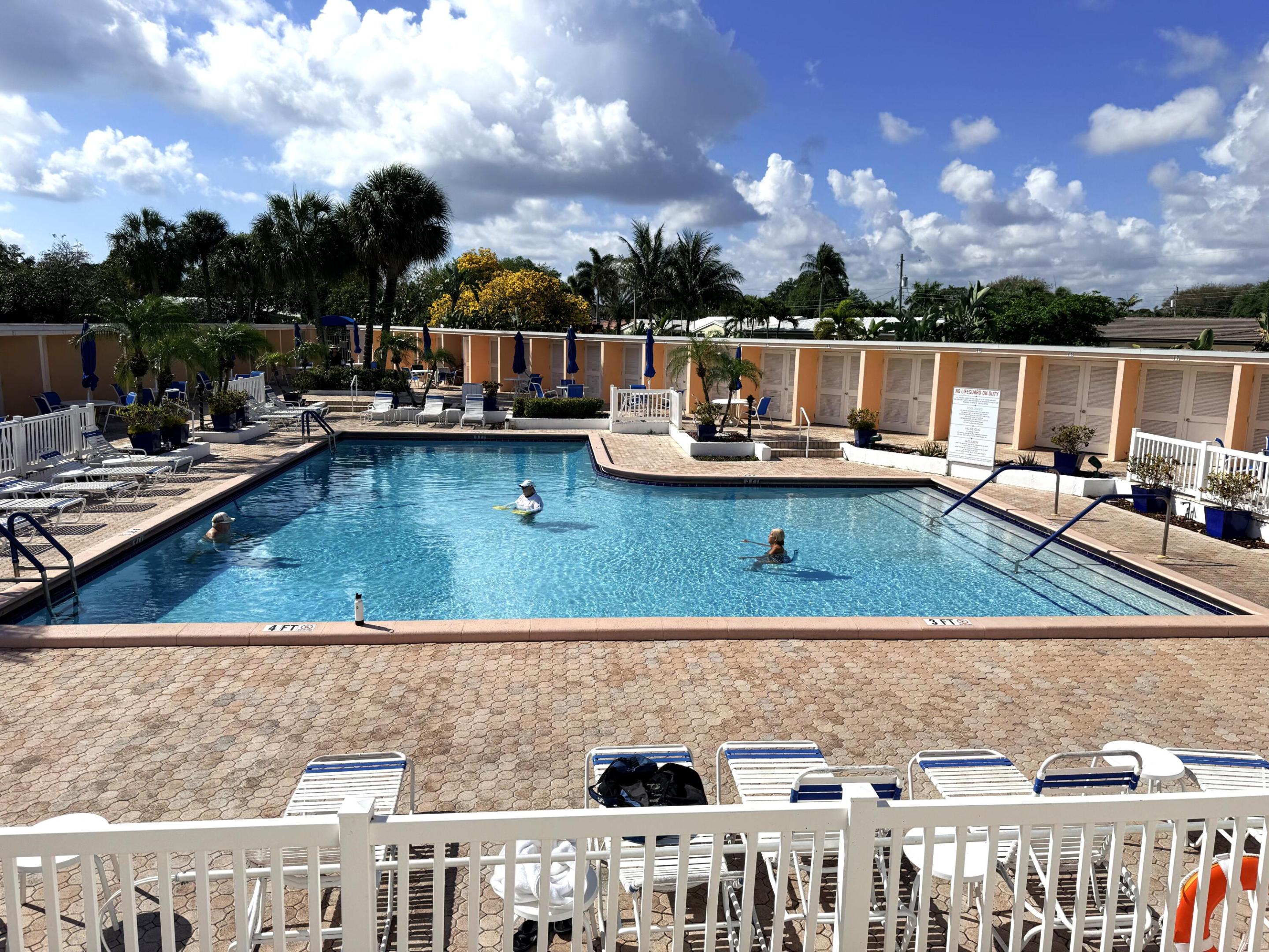 IMPERIAL POINT COLONNADES CONDO - Residential