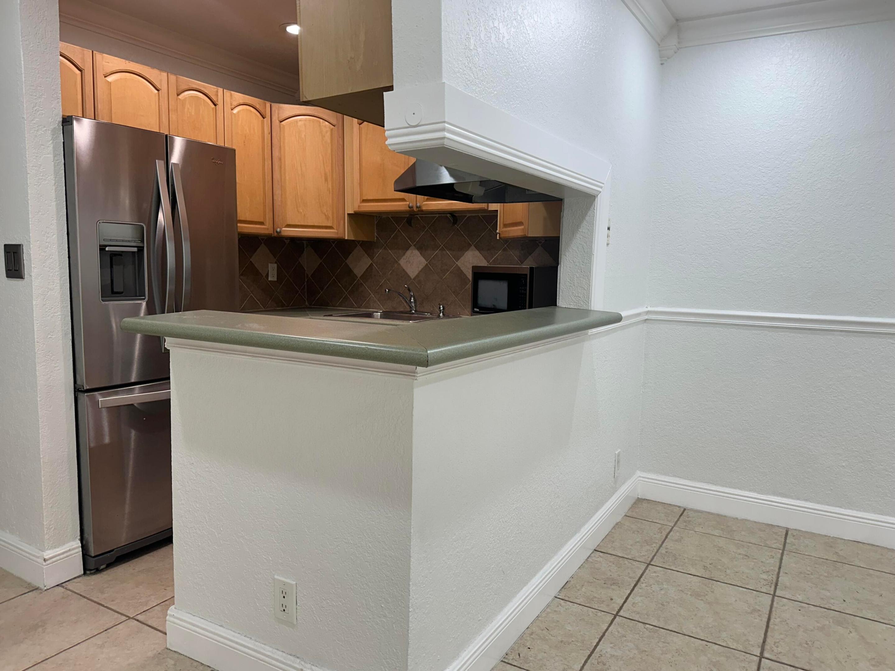 CYPRESS TRACE CONDO - Residential Lease