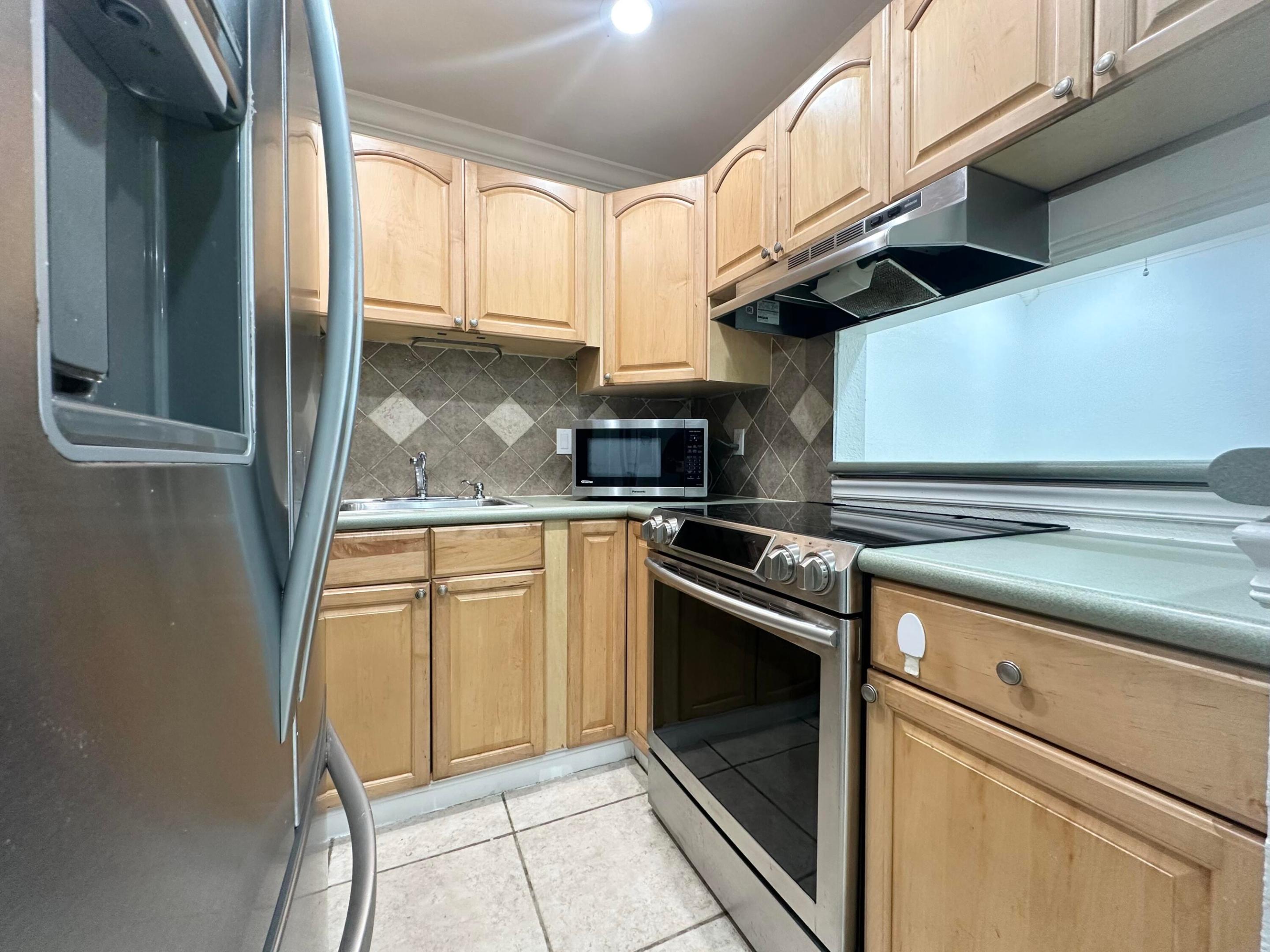 CYPRESS TRACE CONDO - Residential Lease