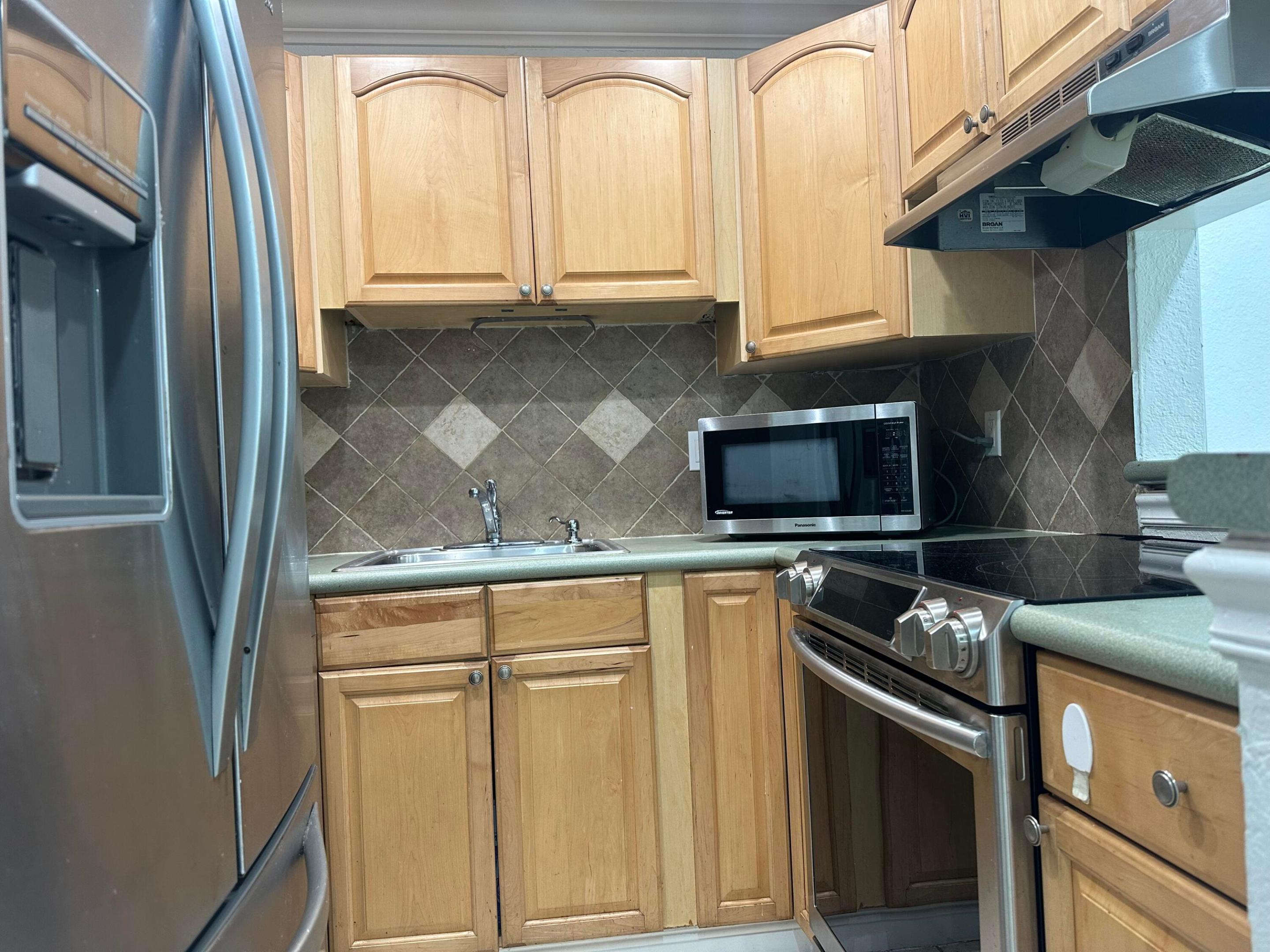 CYPRESS TRACE CONDO - Residential Lease