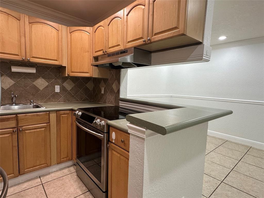 CYPRESS TRACE CONDO - Residential Lease
