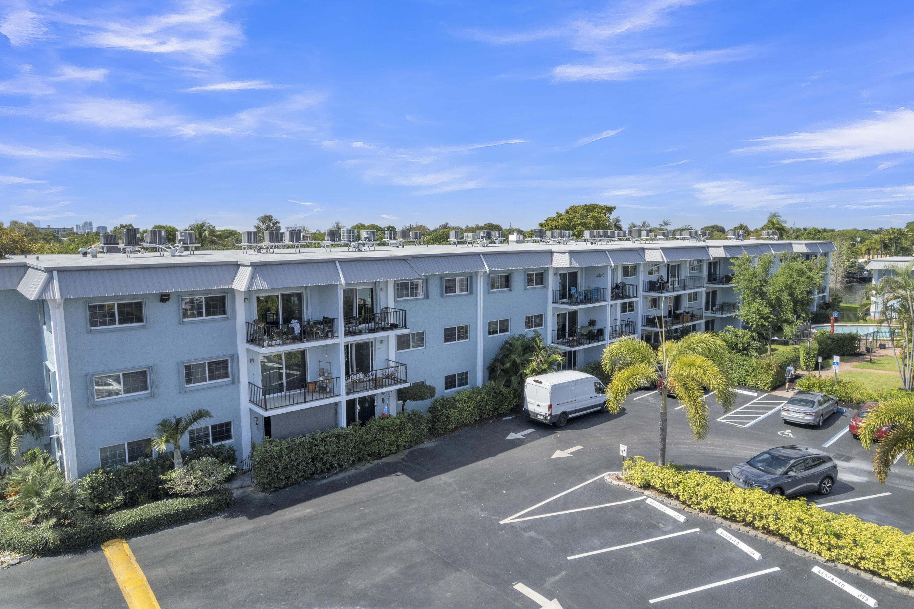 RIVER MANOR CONDO - Residential
