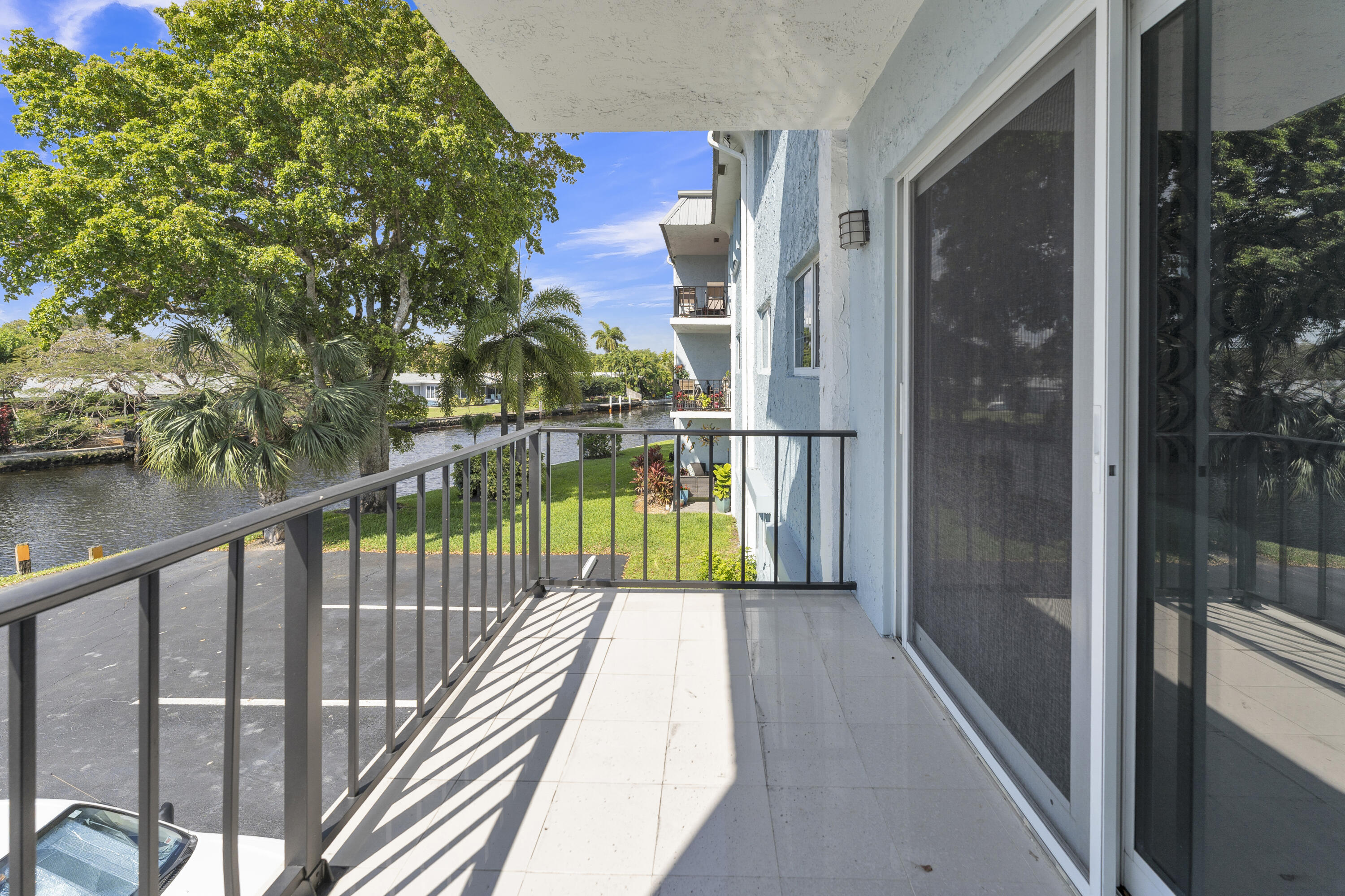 RIVER MANOR CONDO - Residential