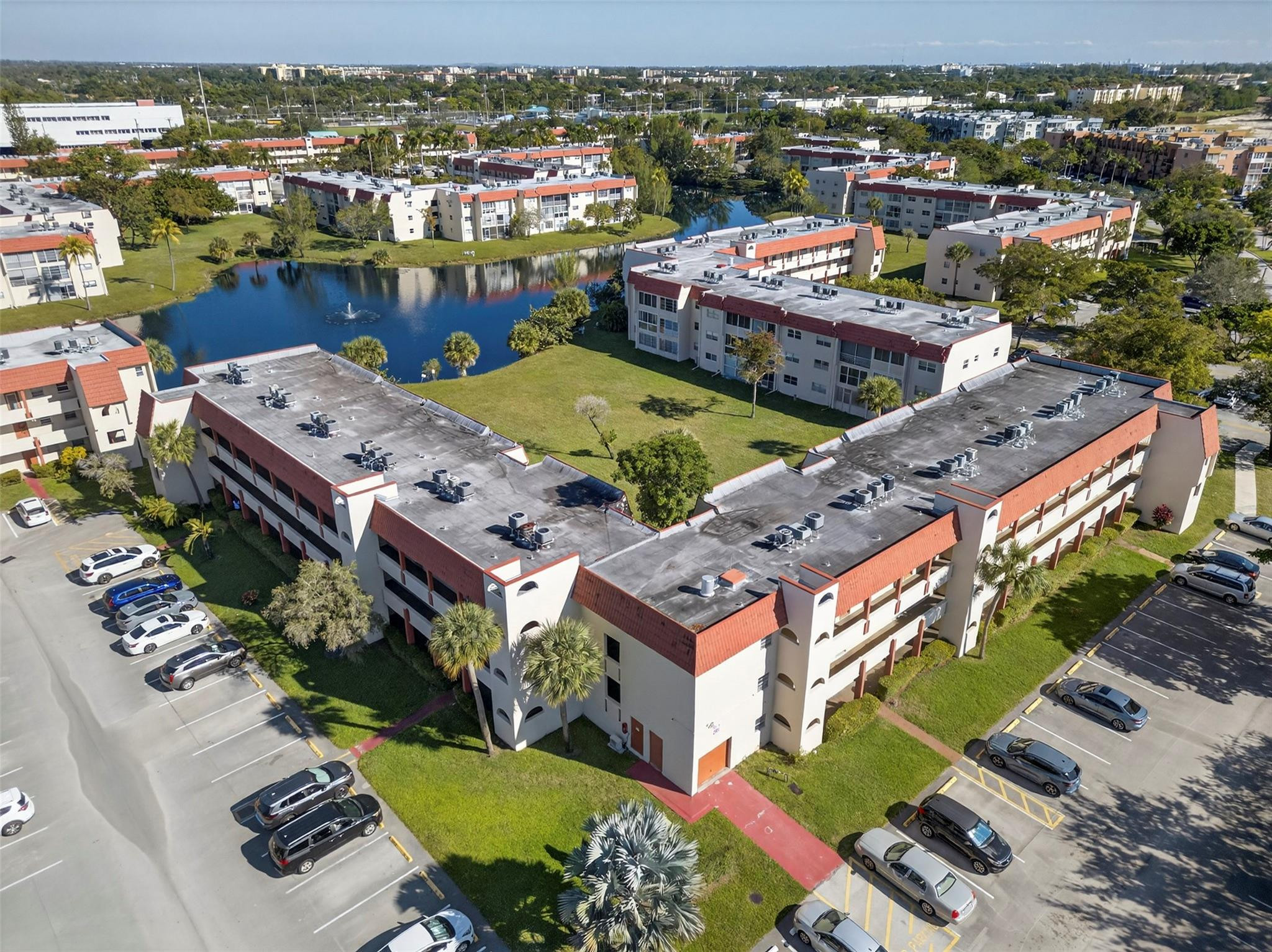 Sunrise Lakes Phase 1 - Residential