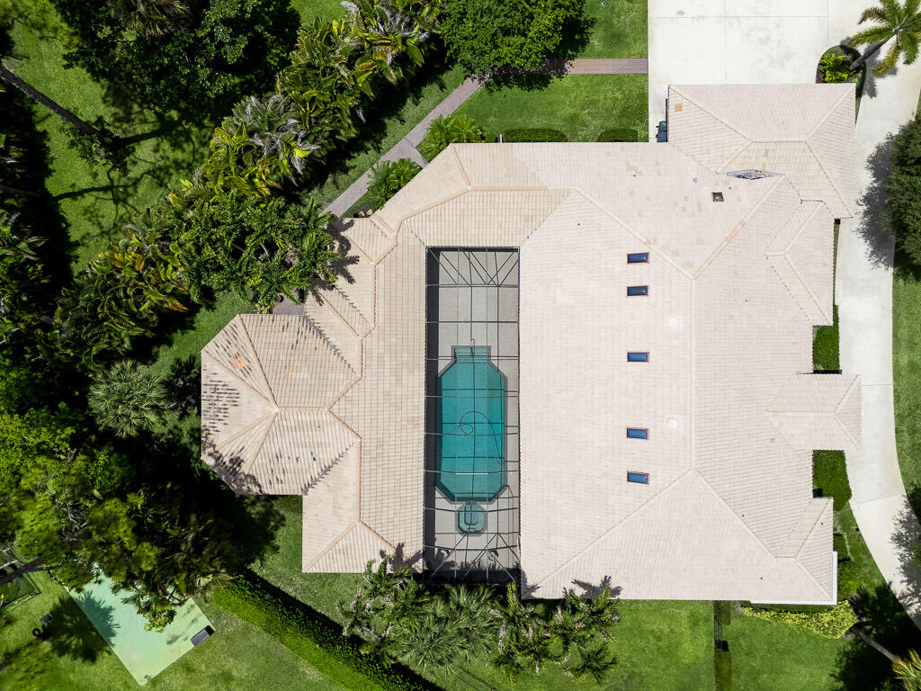 PINEWOOD OF WELLINGTON - Residential