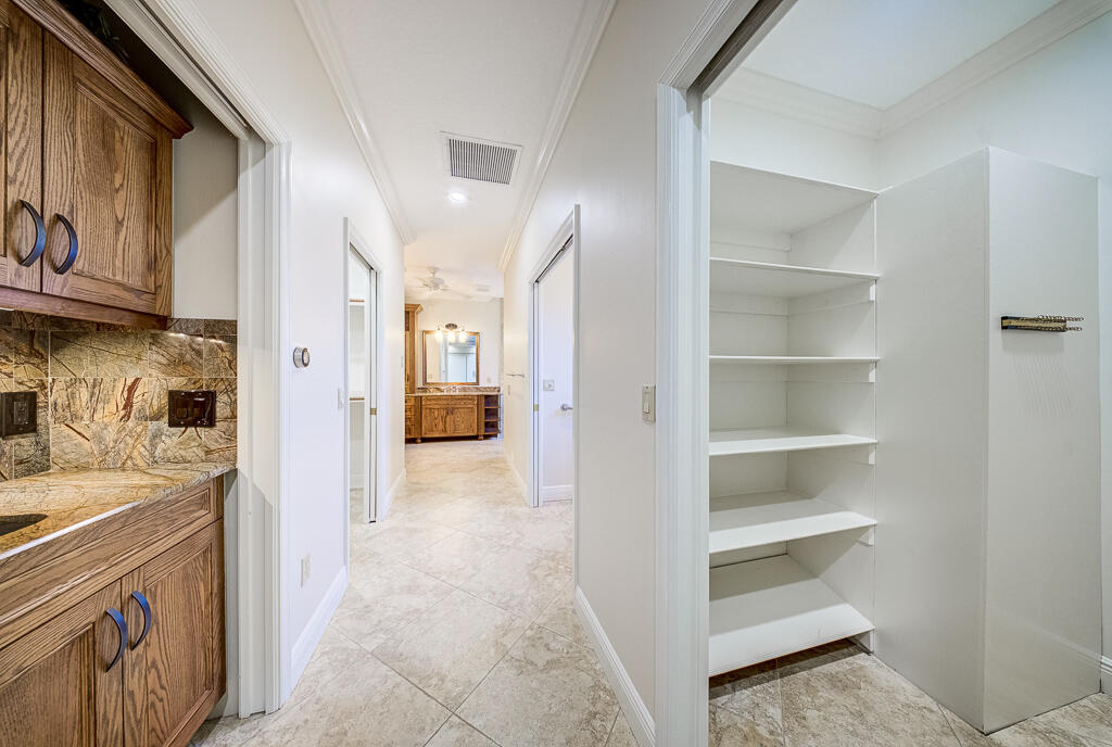 PINEWOOD OF WELLINGTON - Residential