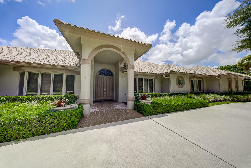 PINEWOOD OF WELLINGTON - Residential