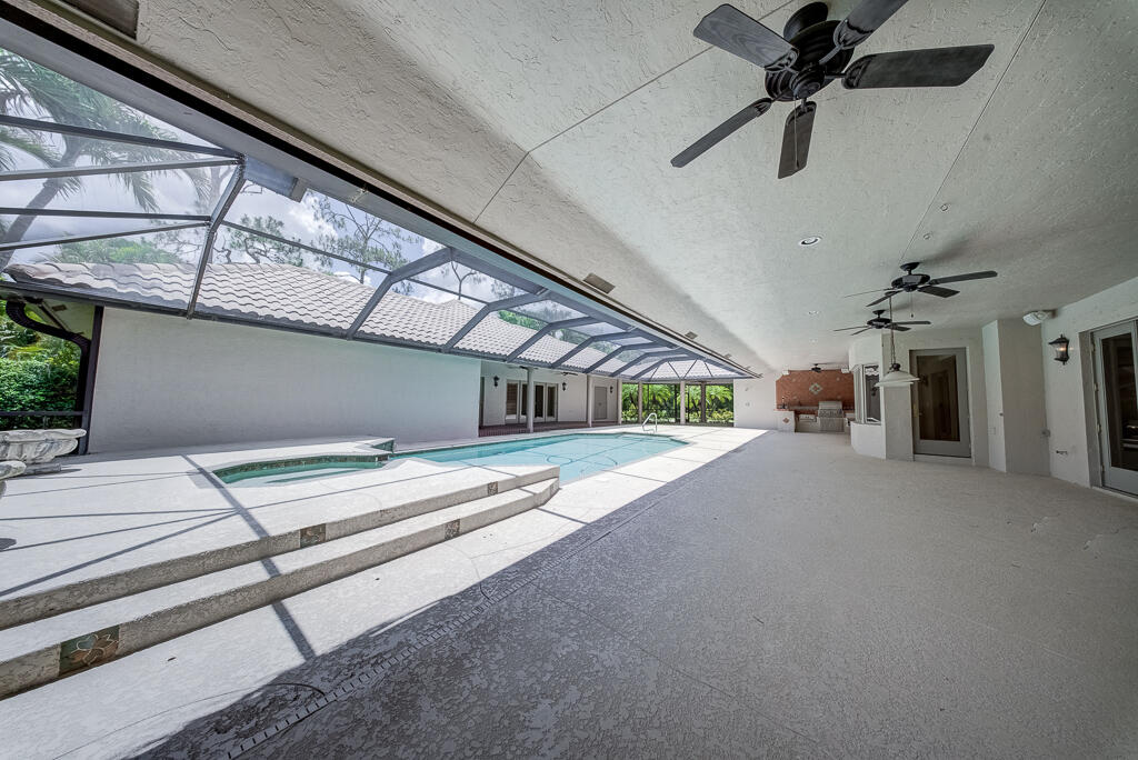 PINEWOOD OF WELLINGTON - Residential
