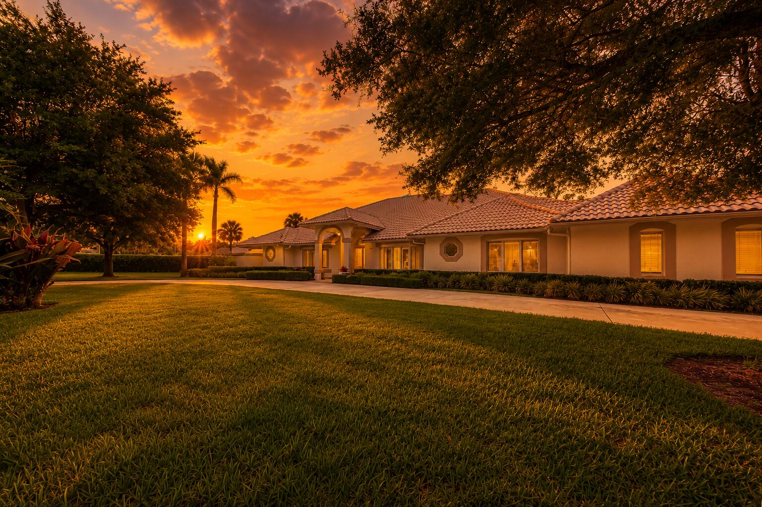PINEWOOD OF WELLINGTON - Residential