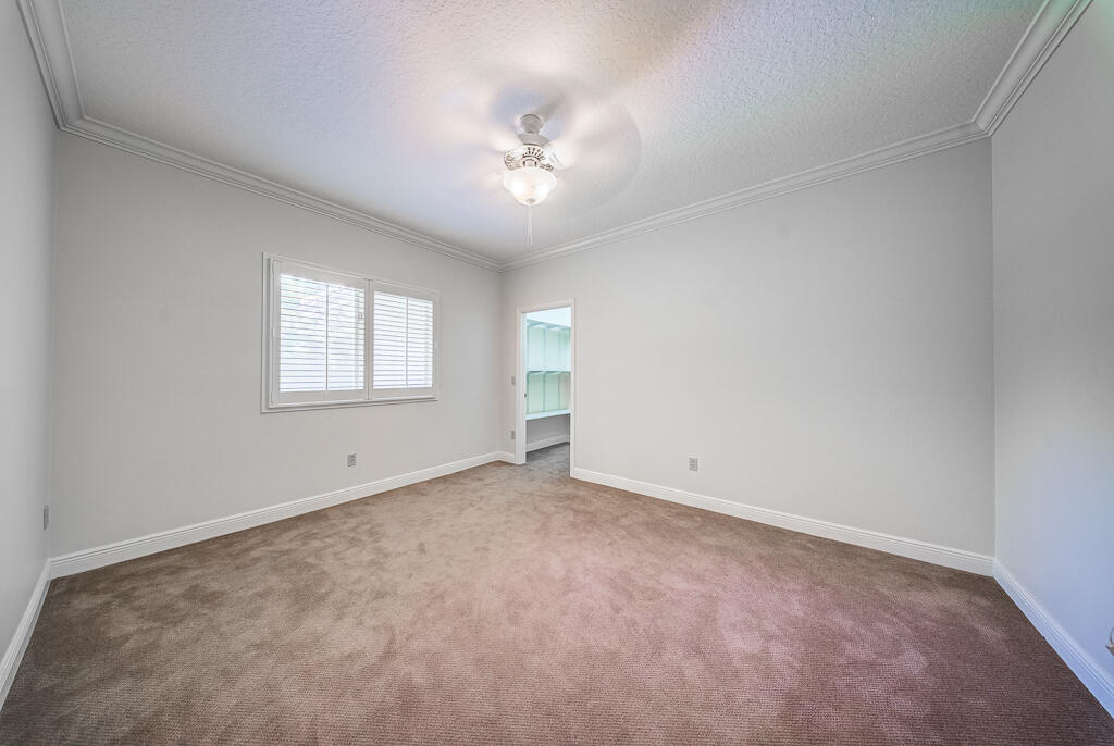 PINEWOOD OF WELLINGTON - Residential