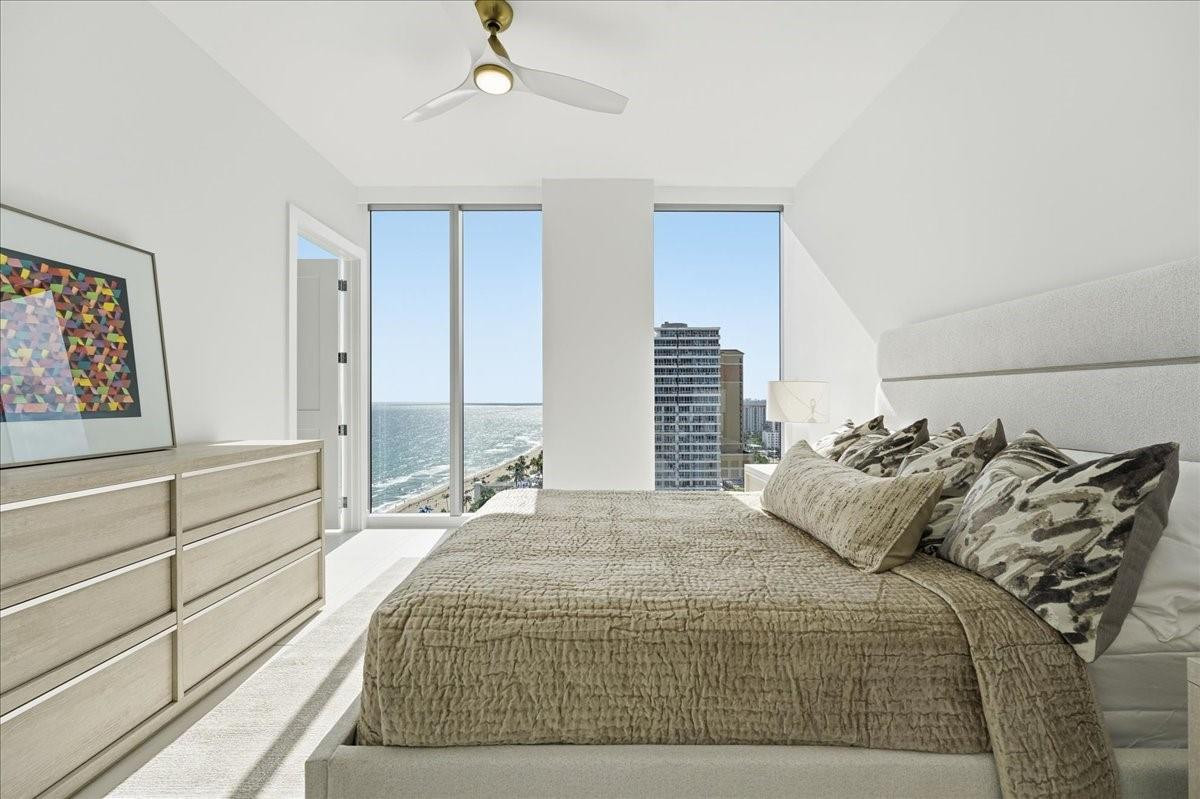 SELENE OCEANFRONT RESIDENCES - Residential
