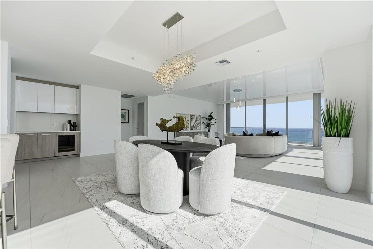 SELENE OCEANFRONT RESIDENCES - Residential