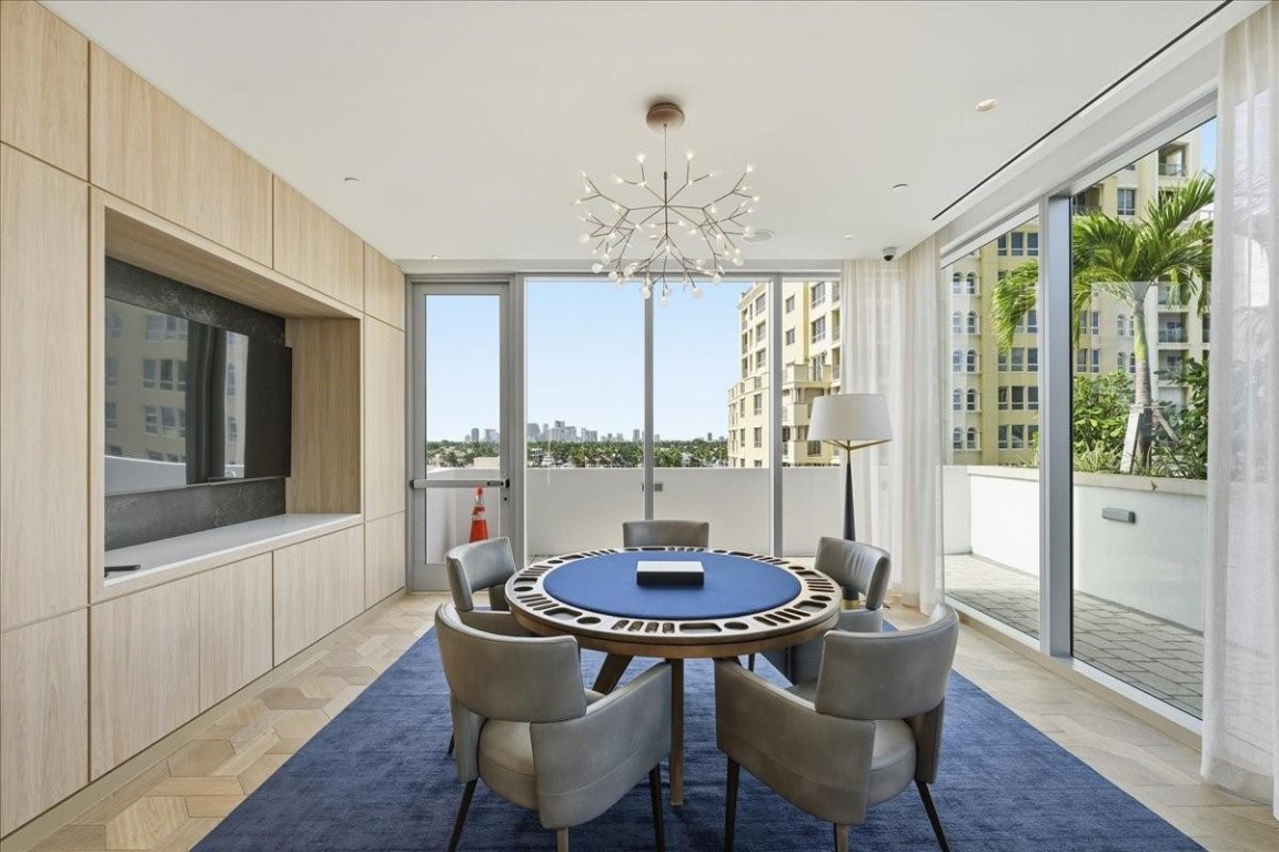 SELENE OCEANFRONT - Residential
