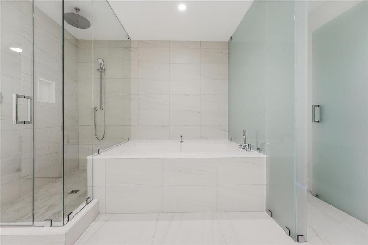 SELENE OCEANFRONT RESIDENCES - Residential