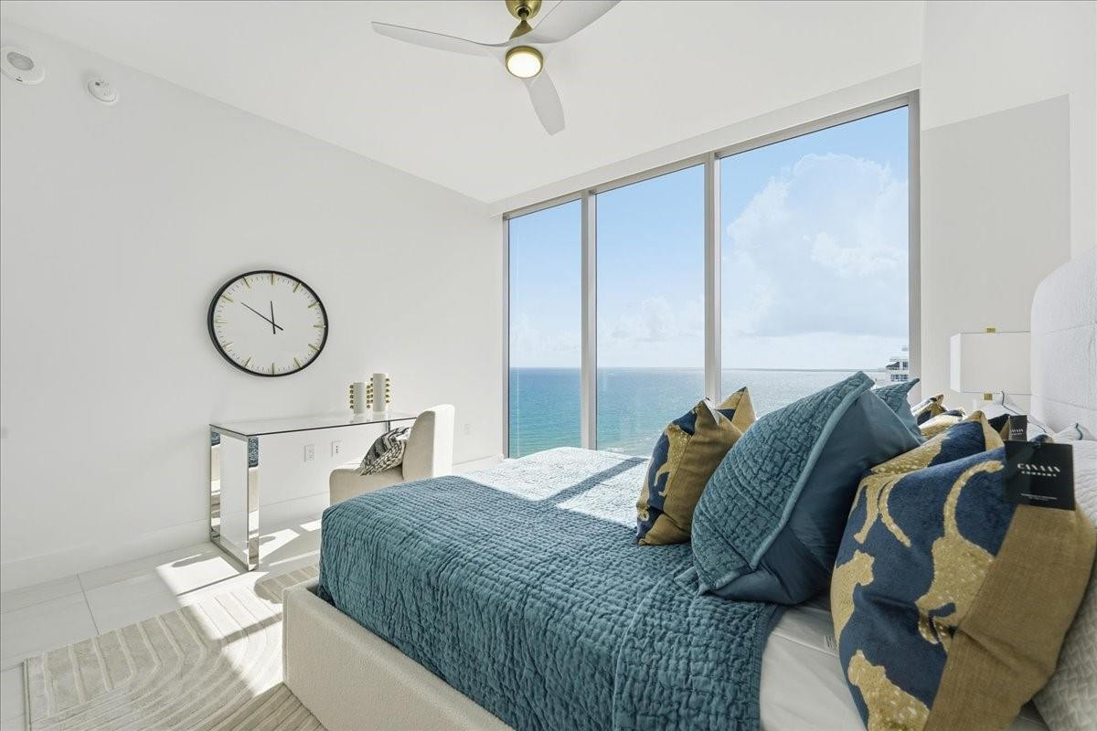 SELENE OCEANFRONT RESIDENCES - Residential