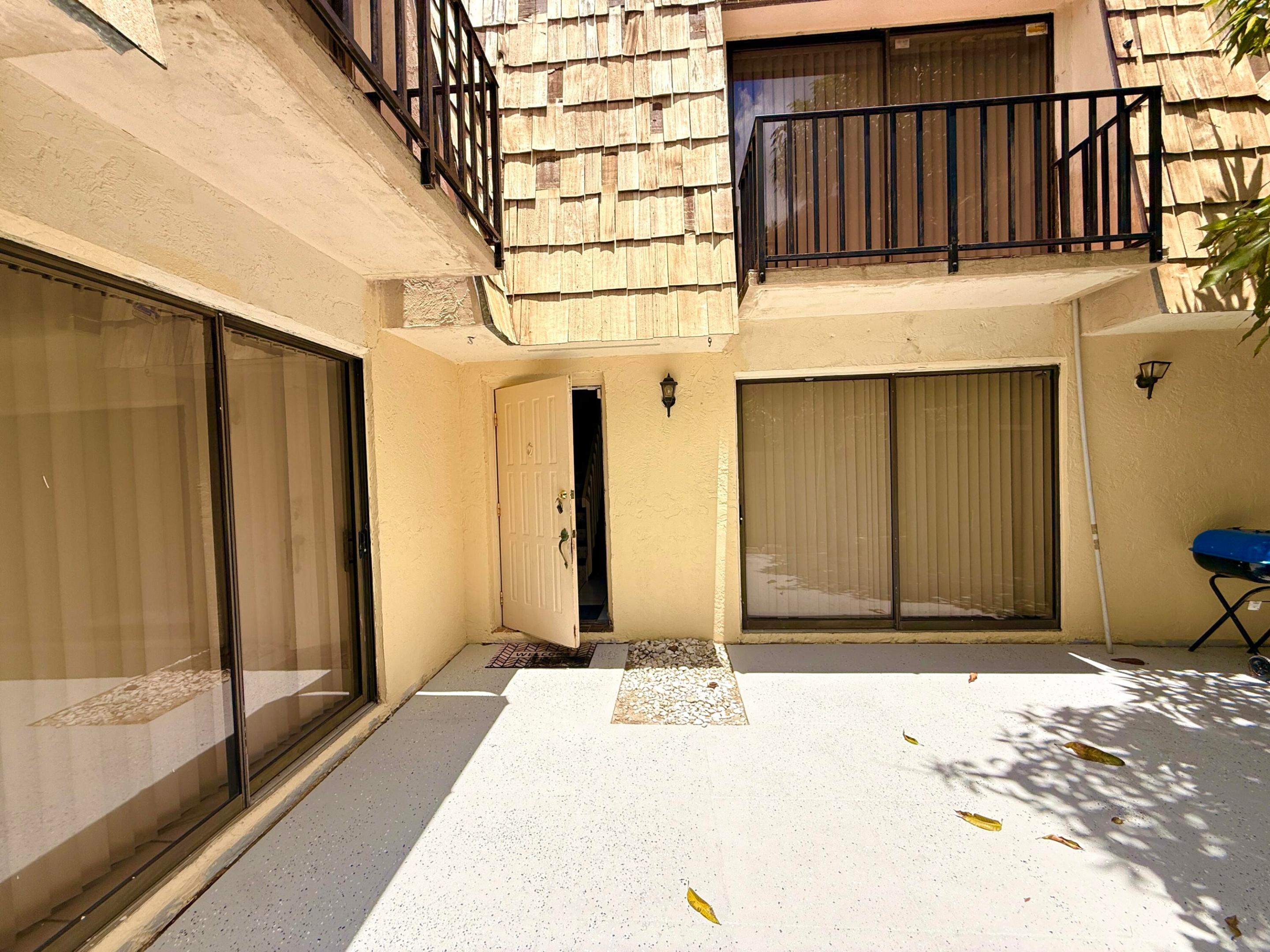 FOREST LAKES - Residential