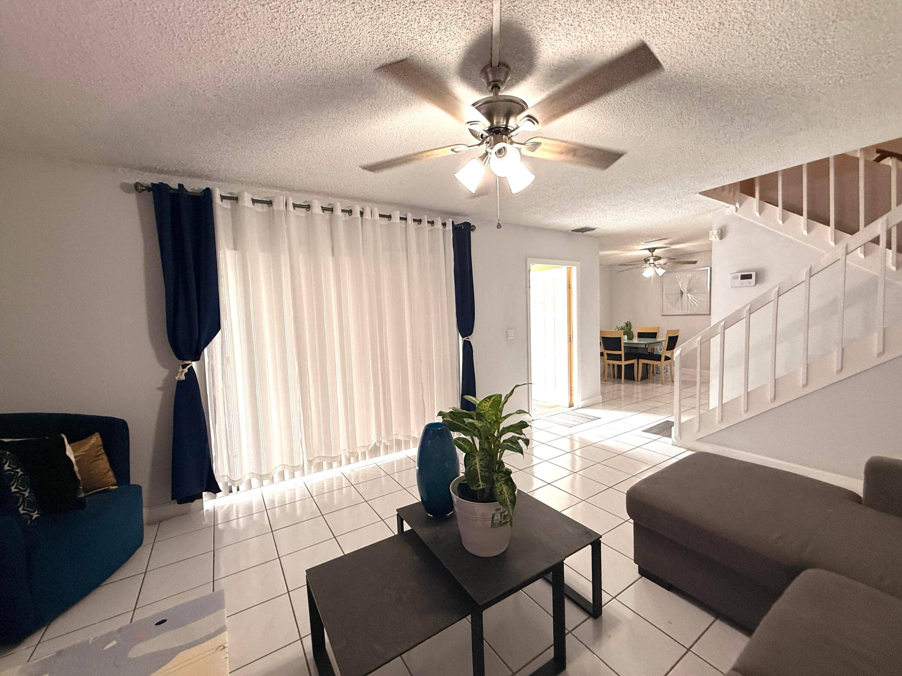 FOREST LAKES - Residential