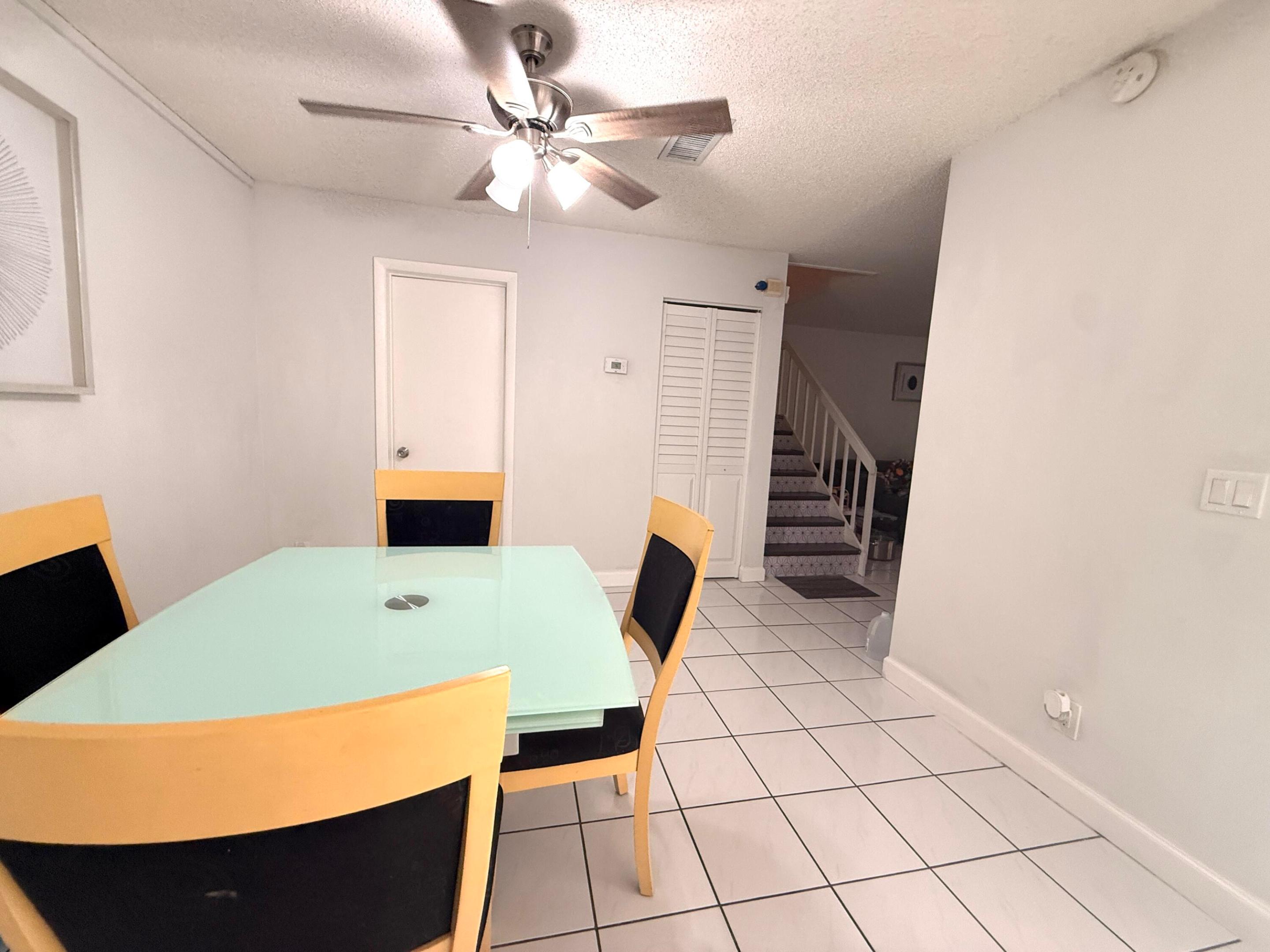 FOREST LAKES - Residential