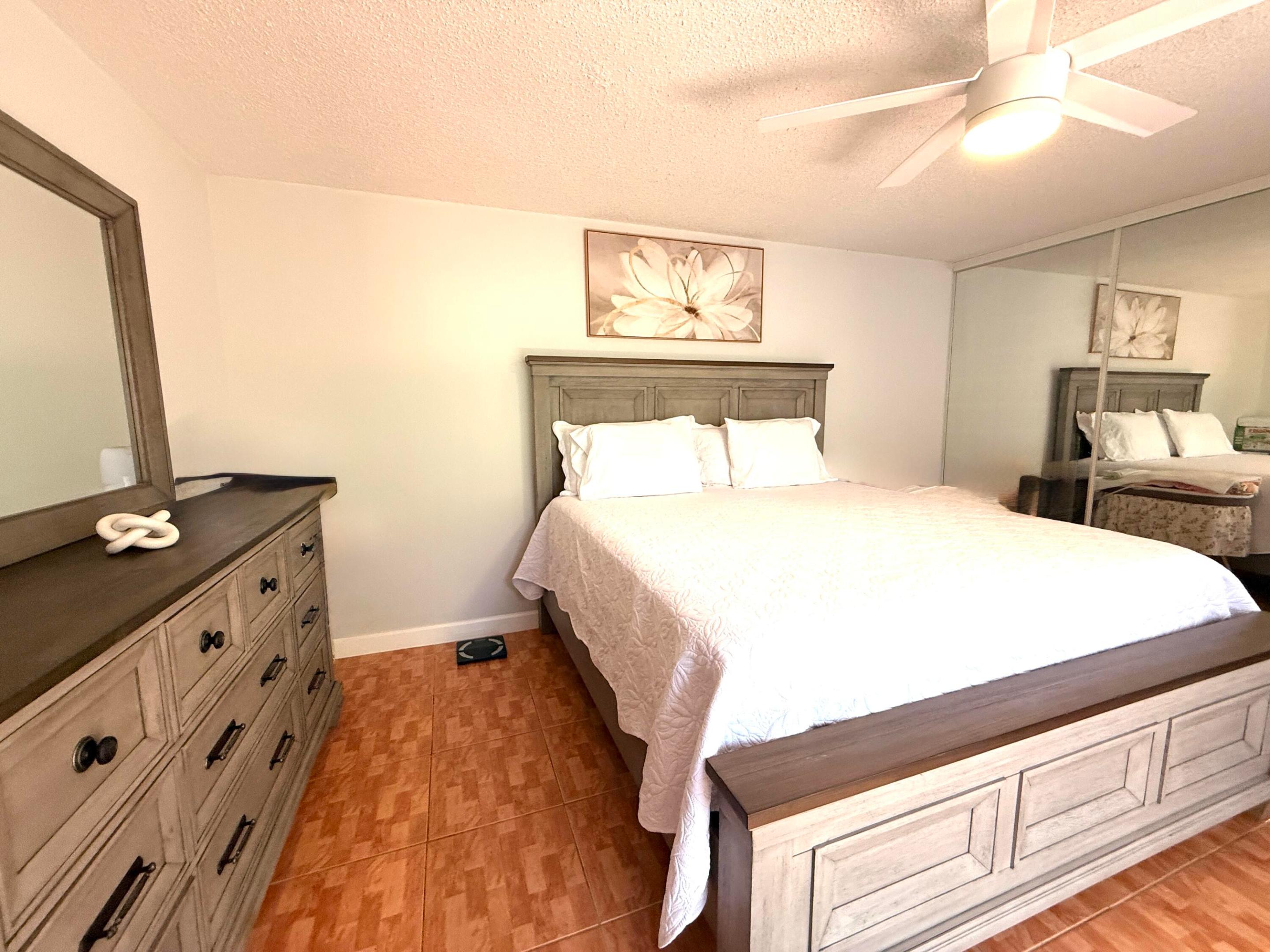FOREST LAKES - Residential
