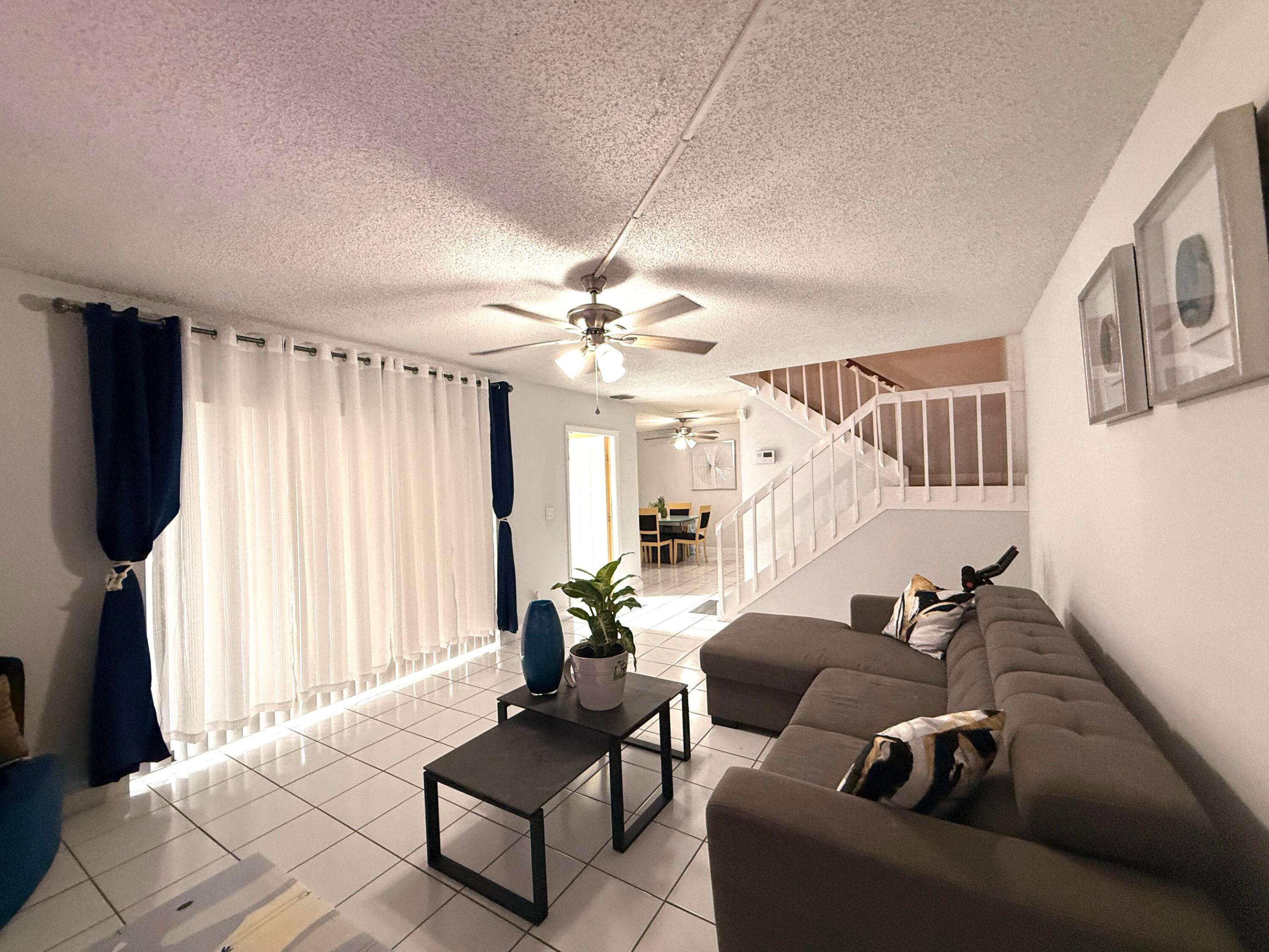 FOREST LAKES - Residential