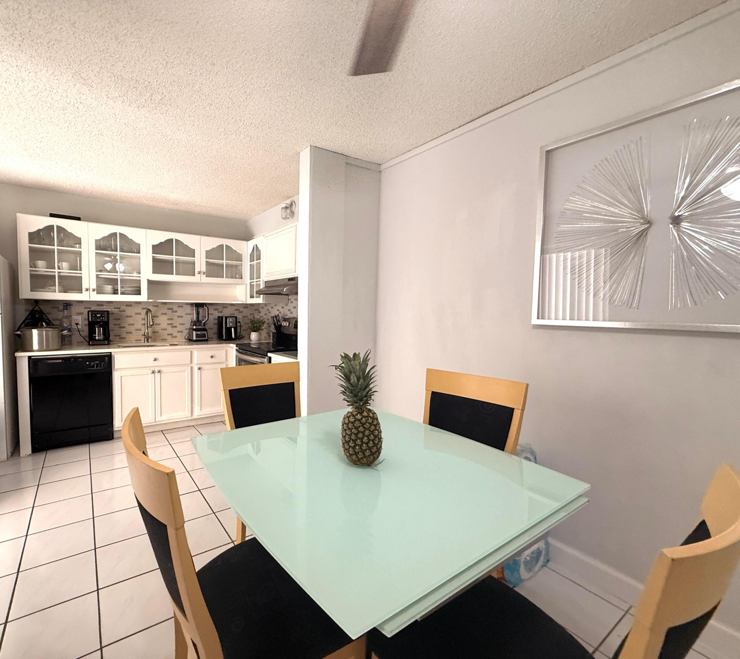 FOREST LAKES - Residential