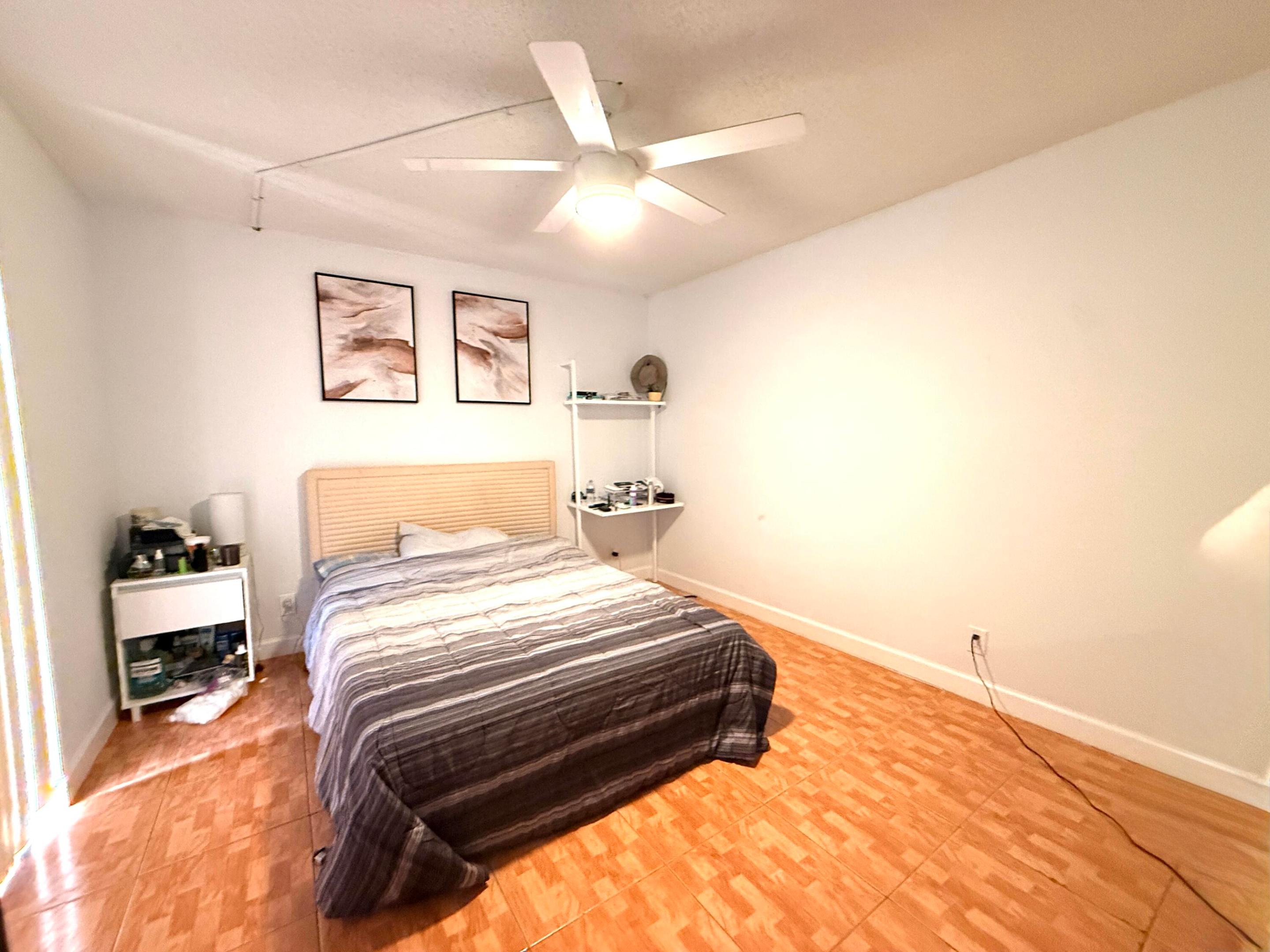 FOREST LAKES - Residential