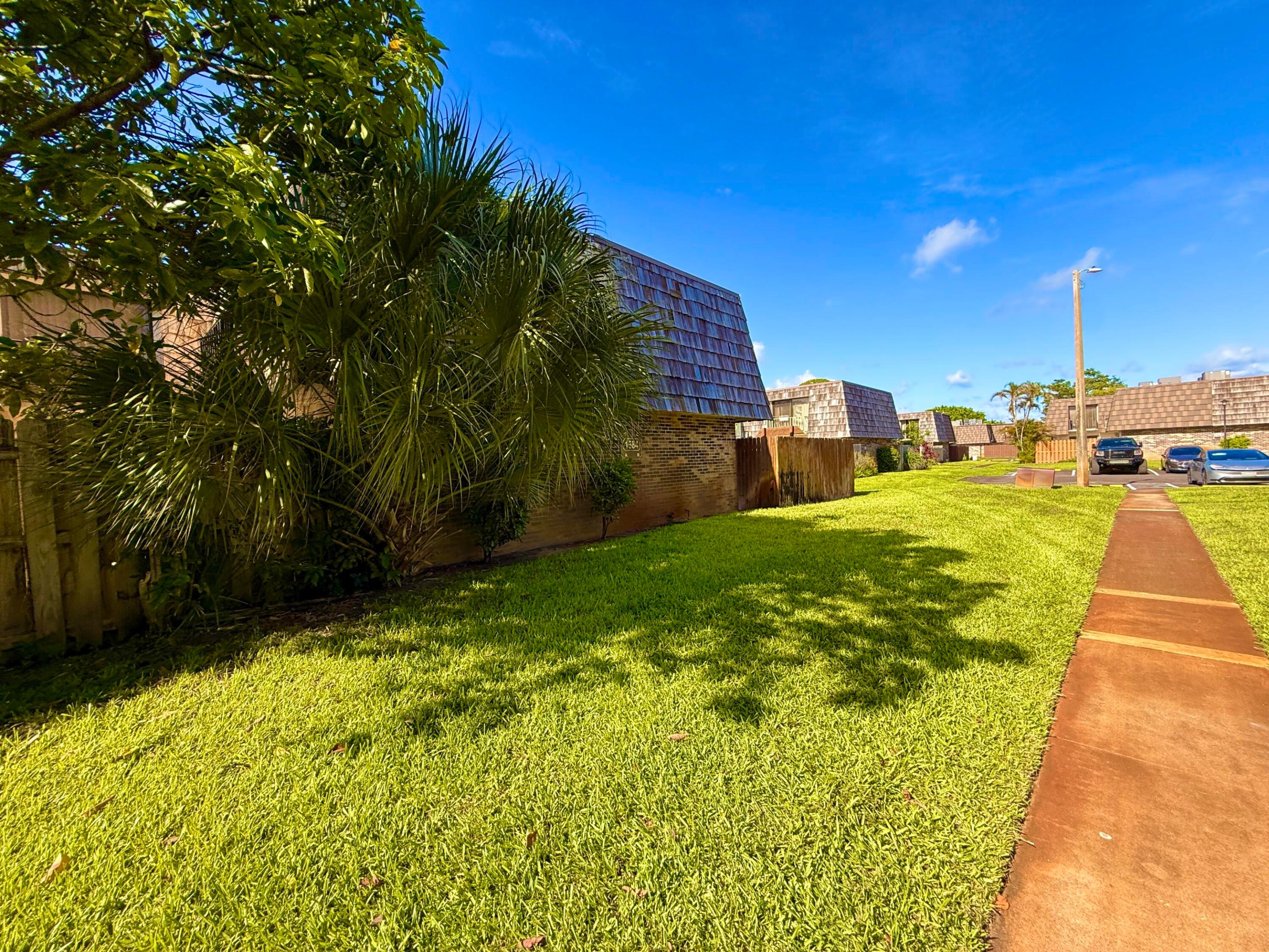 FOREST LAKES - Residential