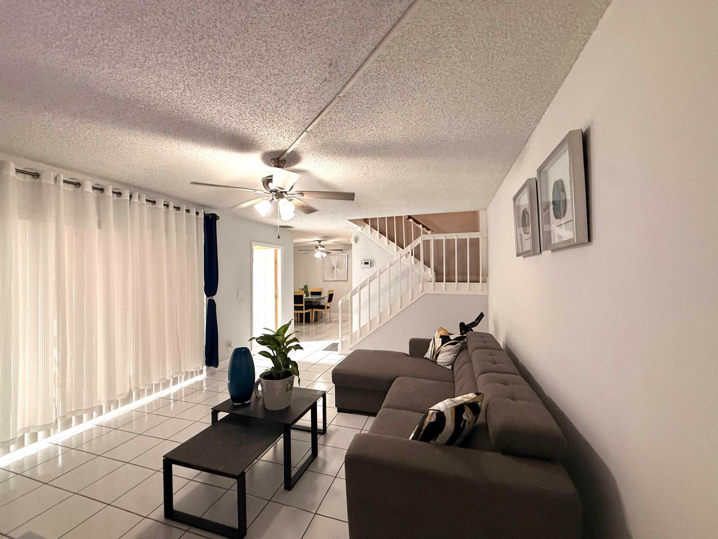 FOREST LAKES - Residential