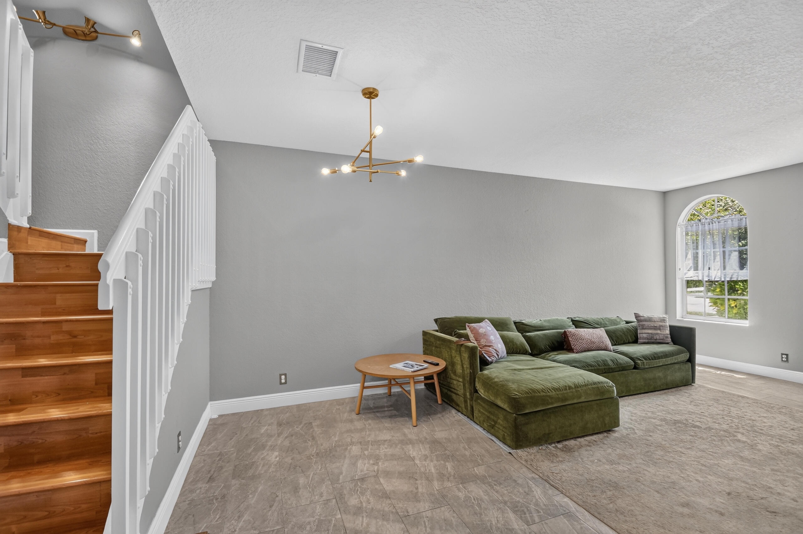 CEDAR RIDGE ESTATES - Residential