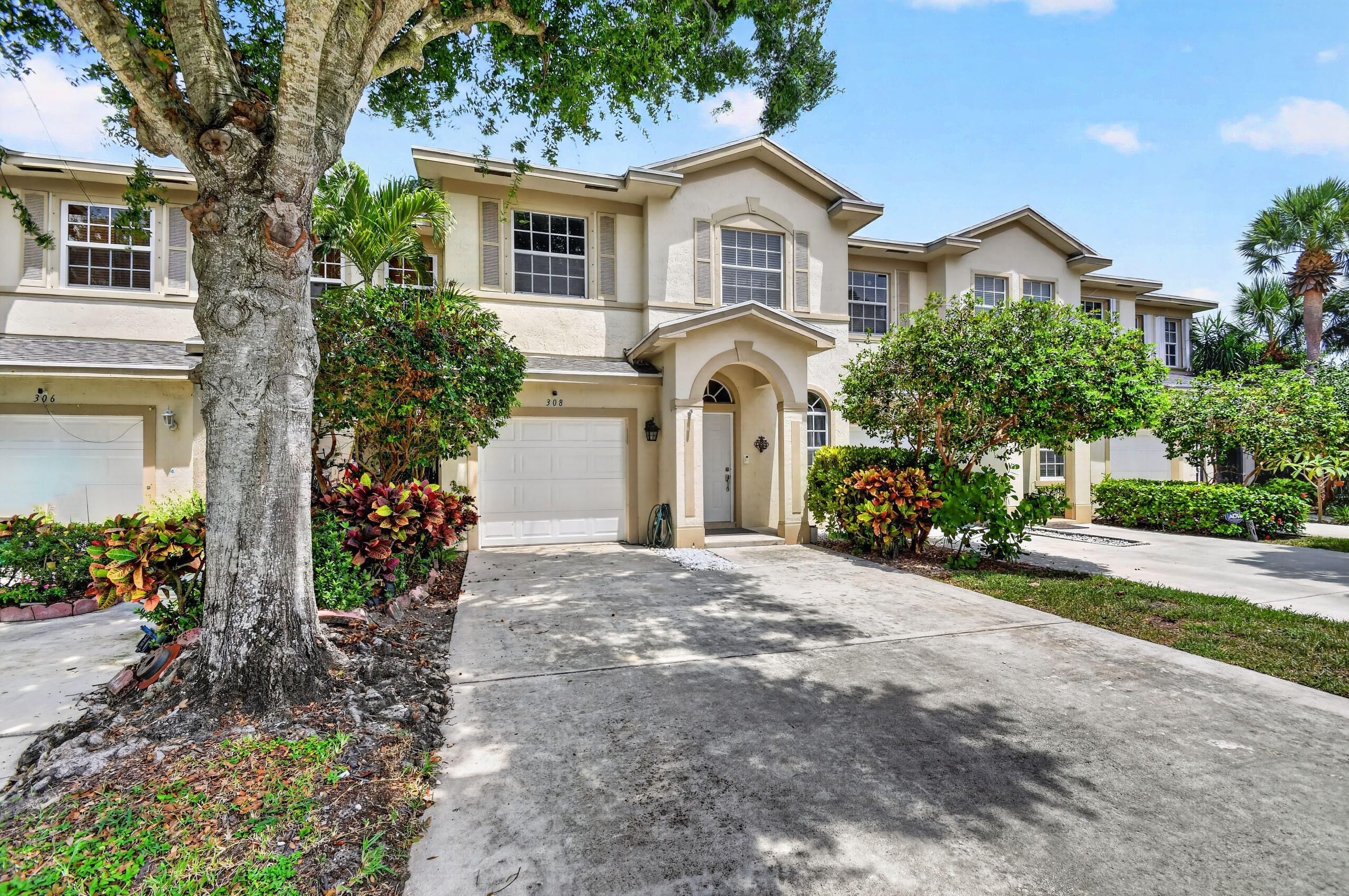 CEDAR RIDGE ESTATES - Residential