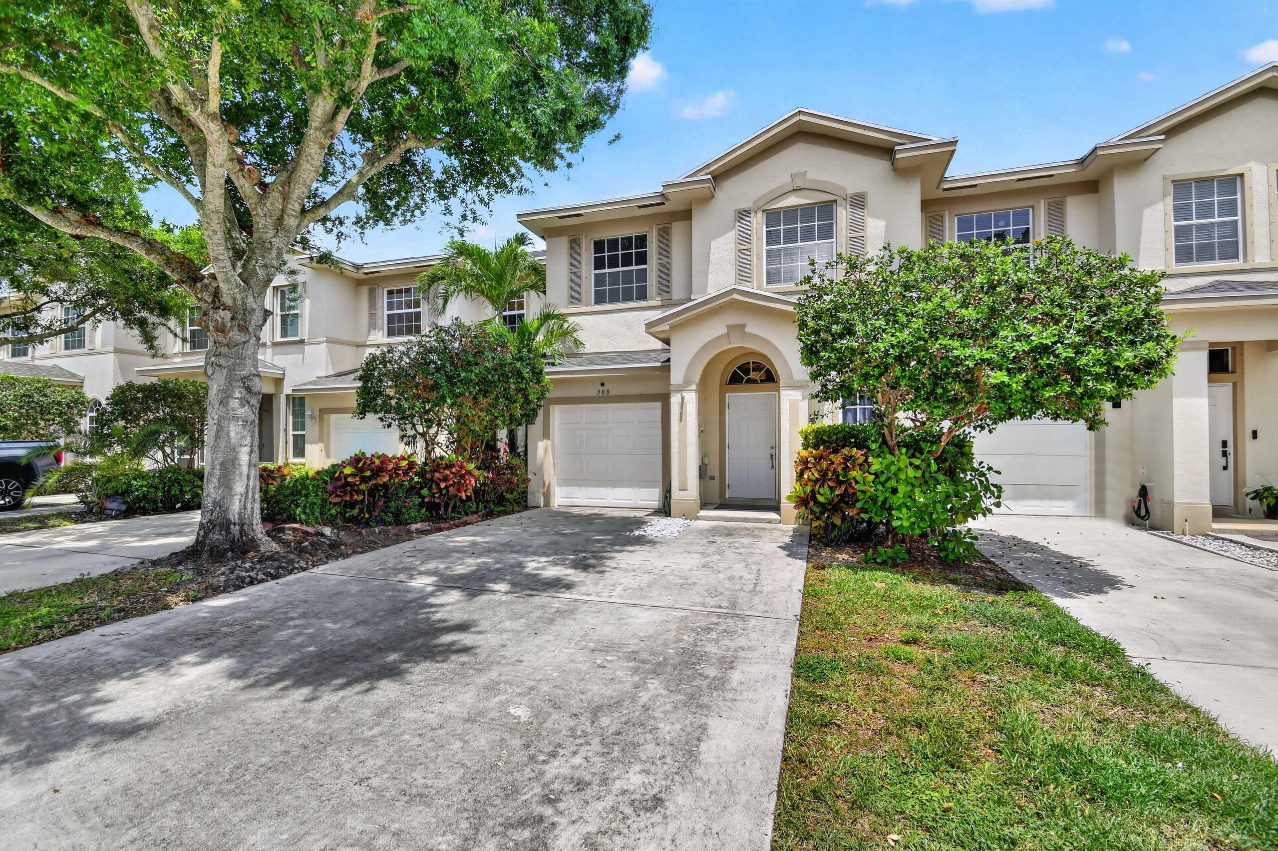 CEDAR RIDGE ESTATES - Residential