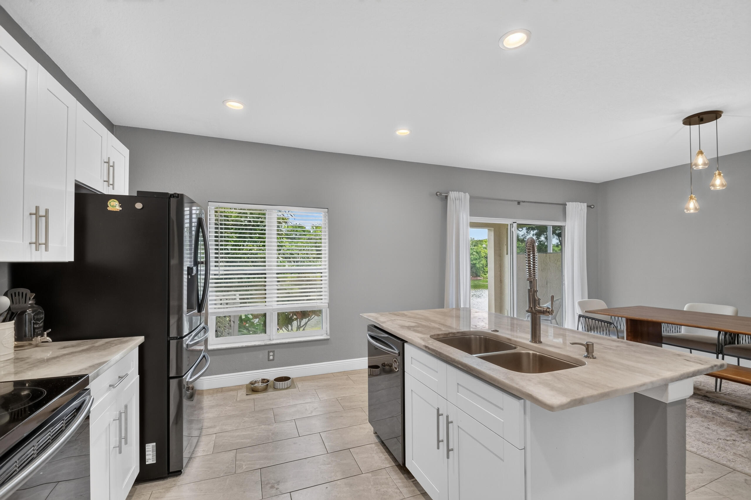 CEDAR RIDGE ESTATES - Residential