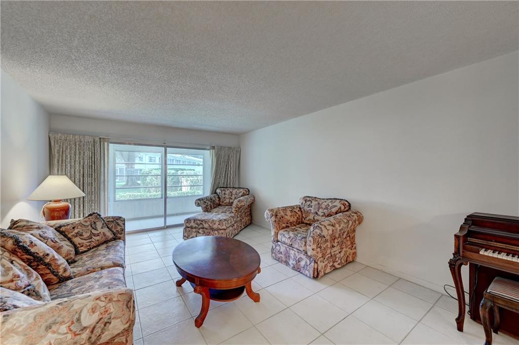 WYNMOOR VILLAGE - Residential