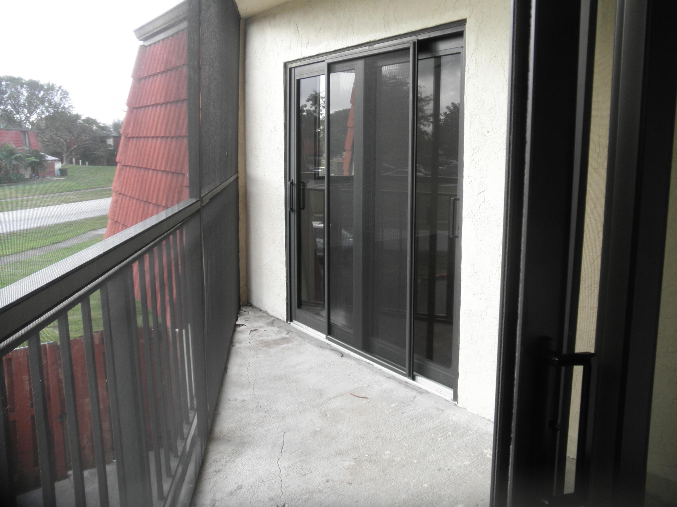 SOMERSET - Residential Lease