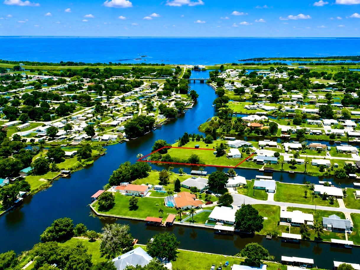 TAYLOR CREEK - Residential