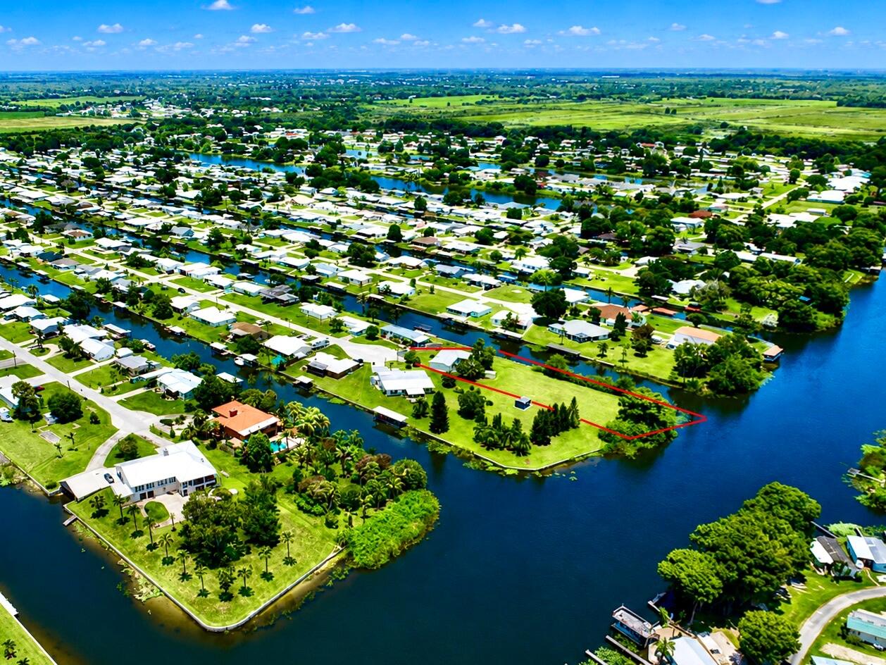TAYLOR CREEK - Residential