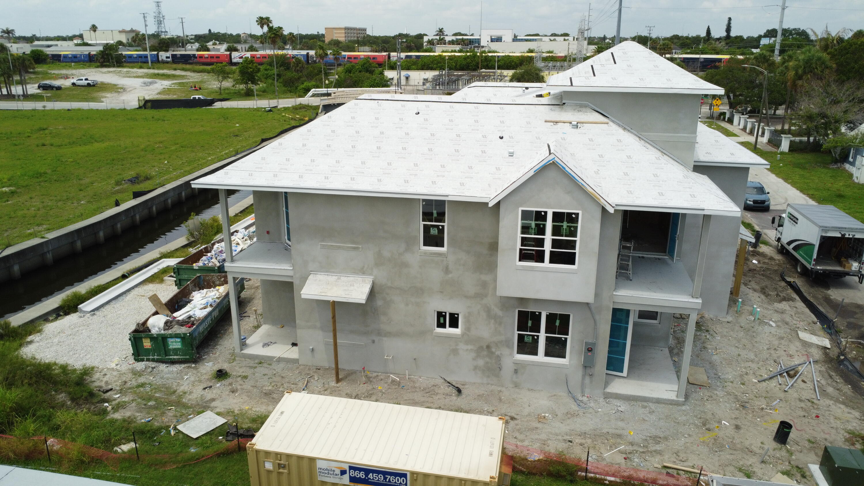 VILLAS AT KINGS LANDING - Residential