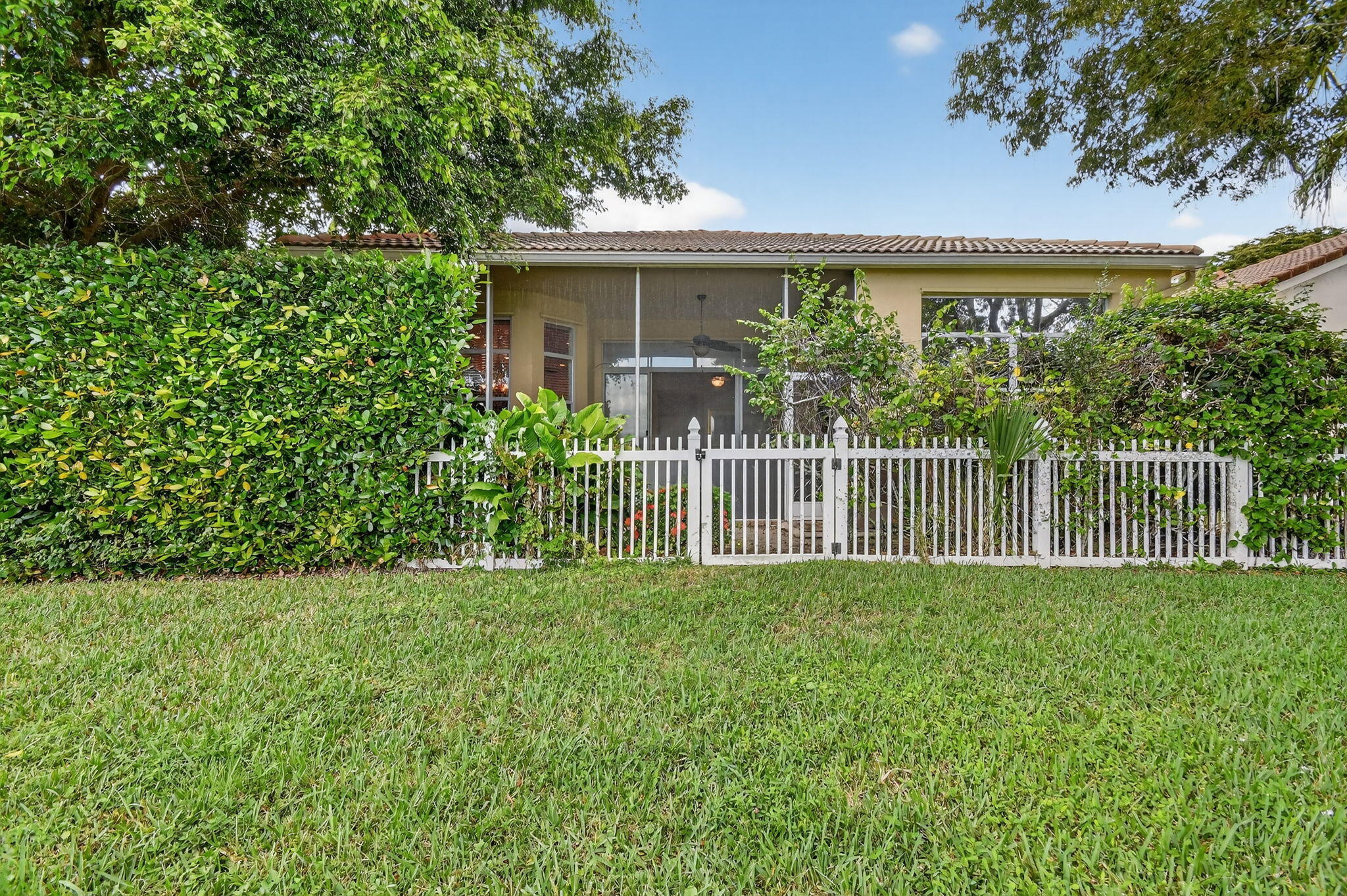 BUENA VIDA - Residential