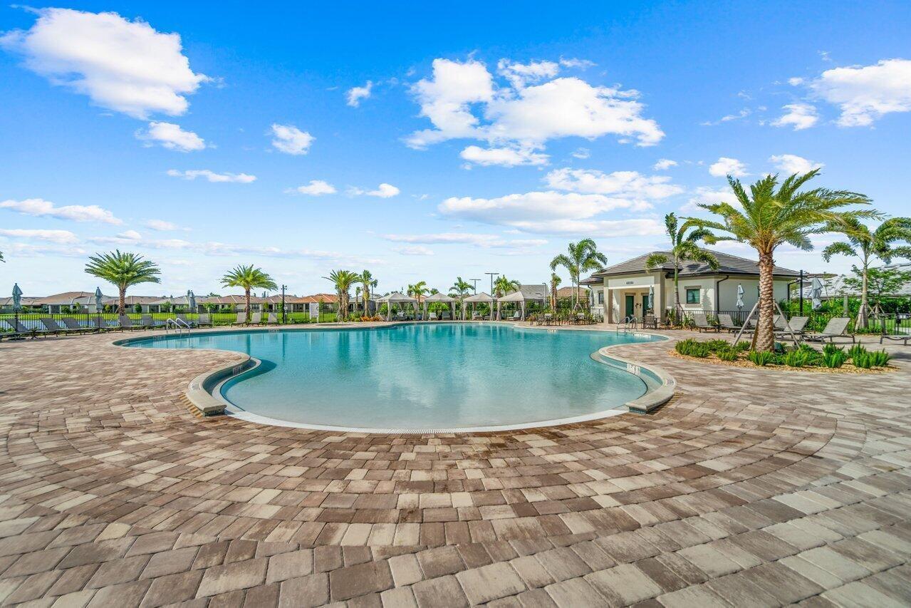 FIELDS AT GULFSTREAM POLO PUD PLAT SIX REPLAT - Residential