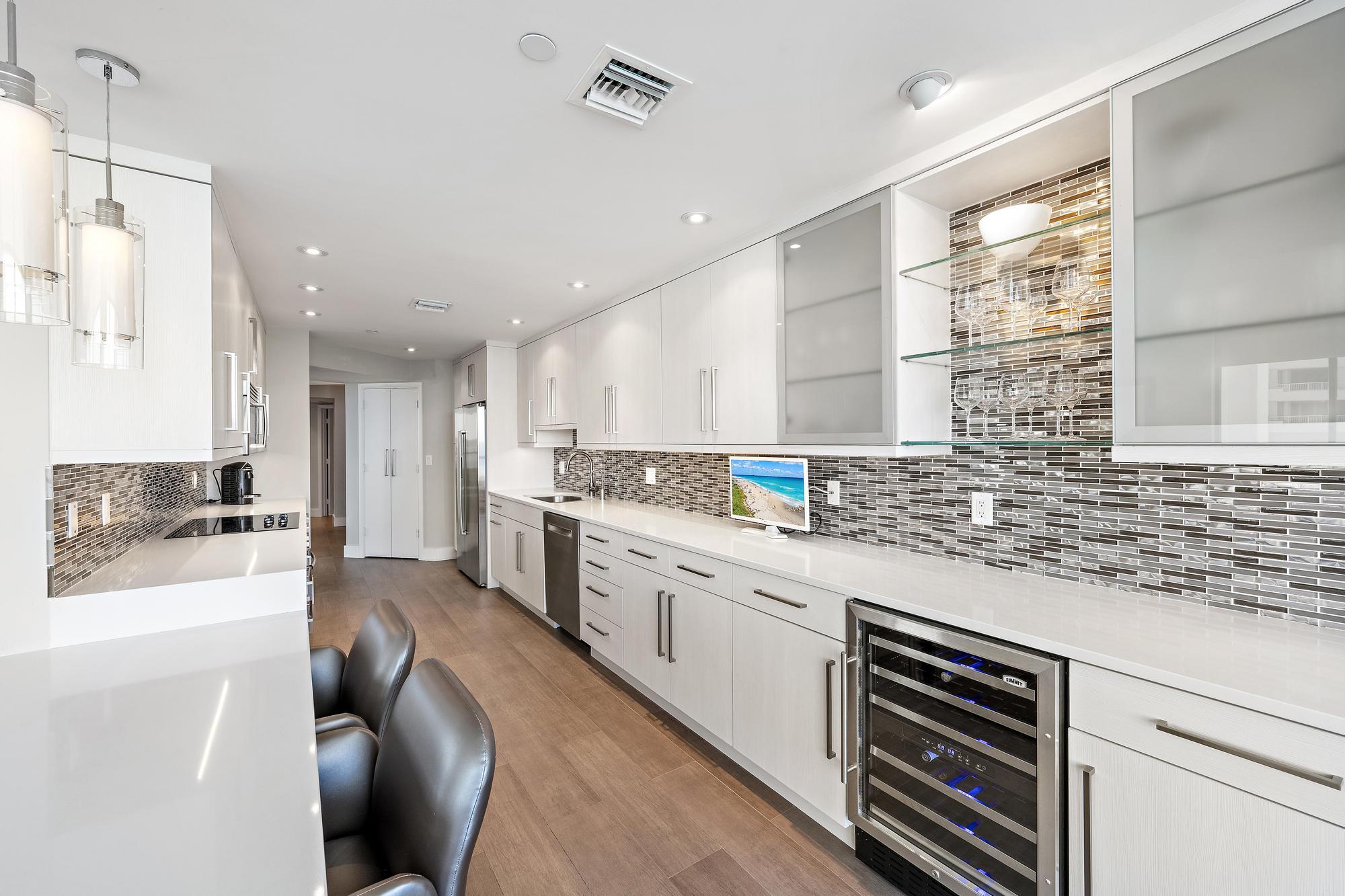 CAPRI OF SINGER ISLAND CONDO - Residential
