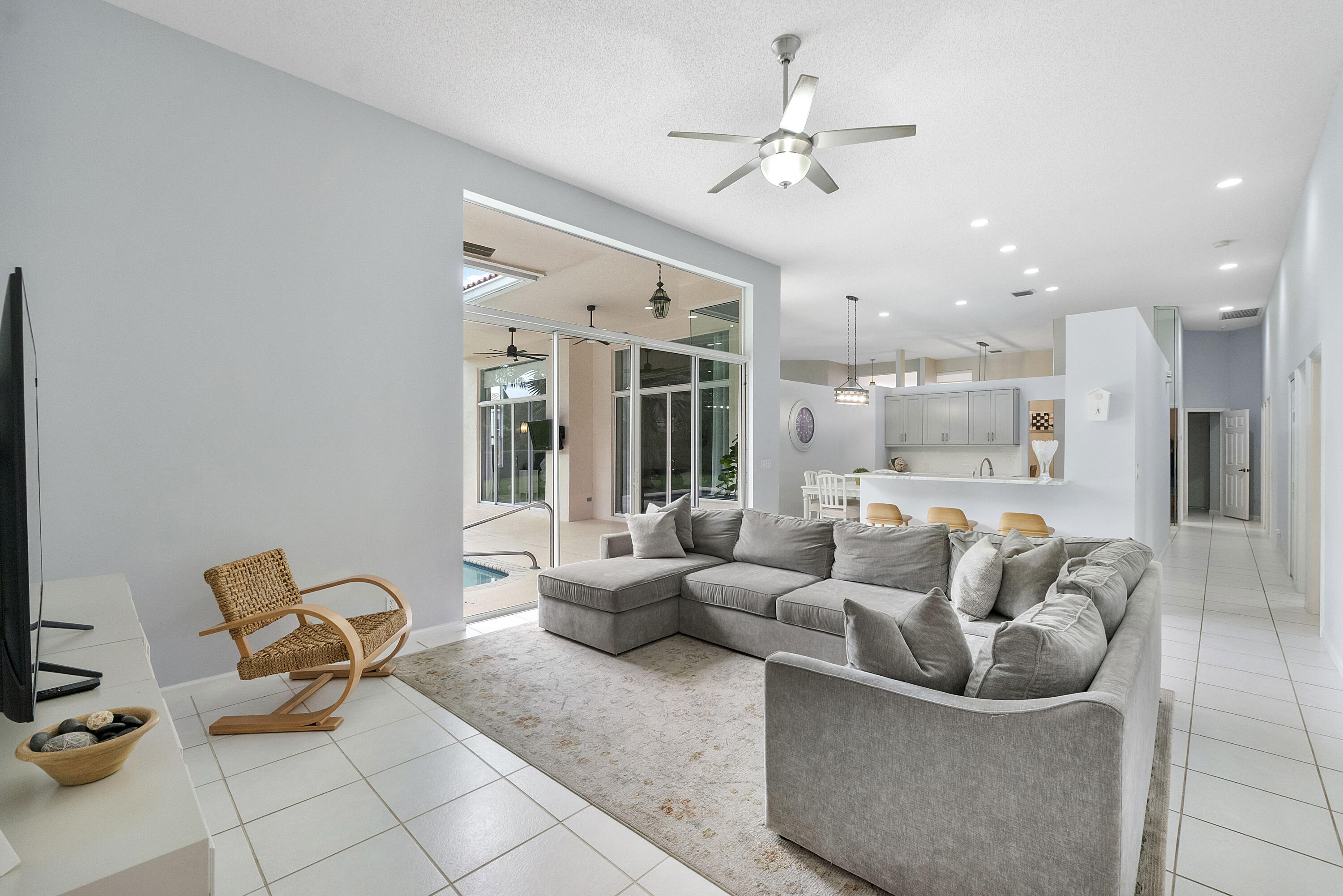 MEADOW RUN - Residential