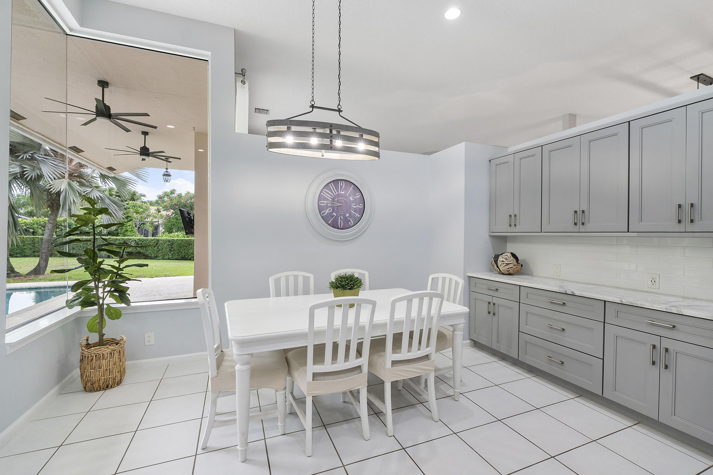 MEADOW RUN - Residential