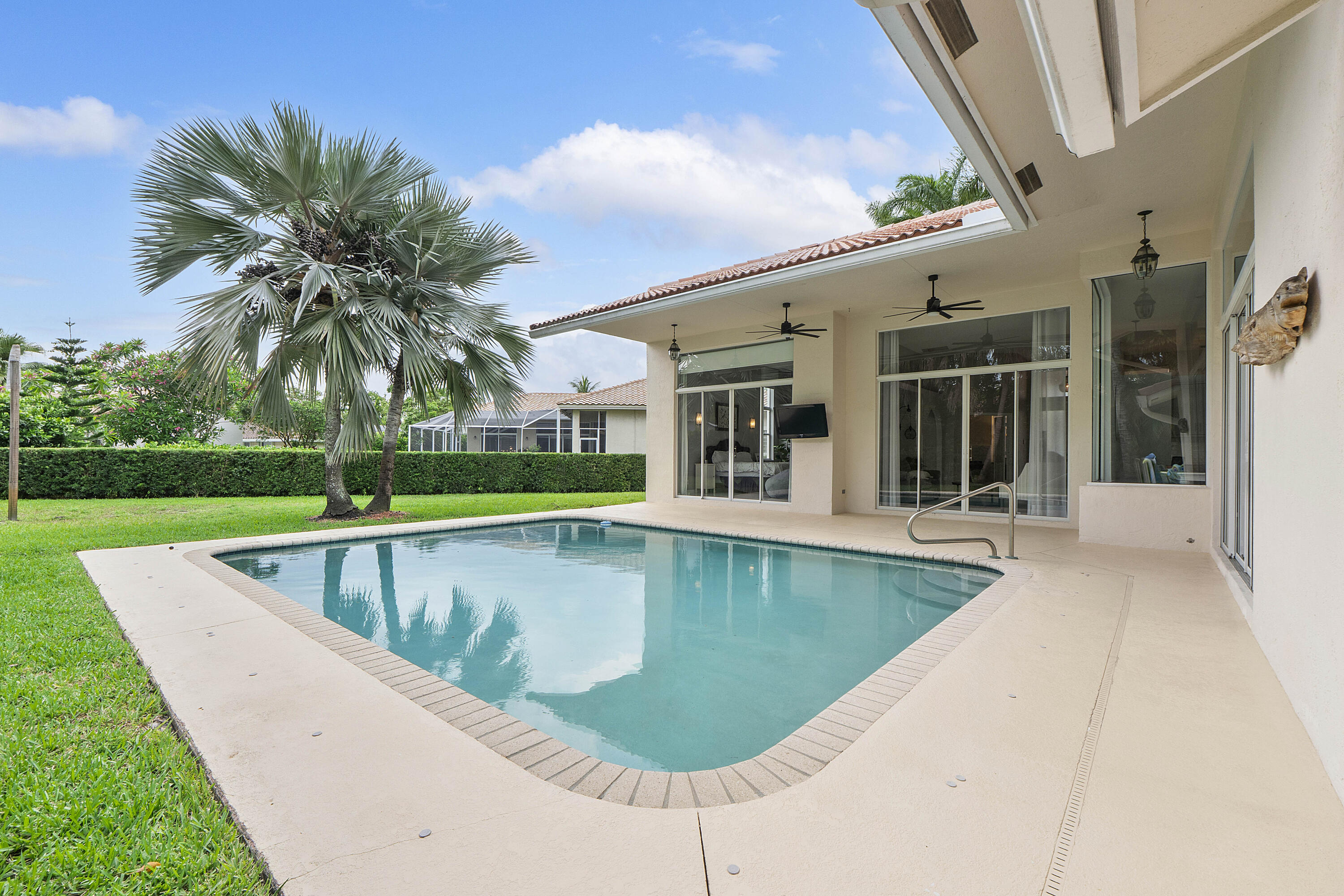 MEADOW RUN - Residential