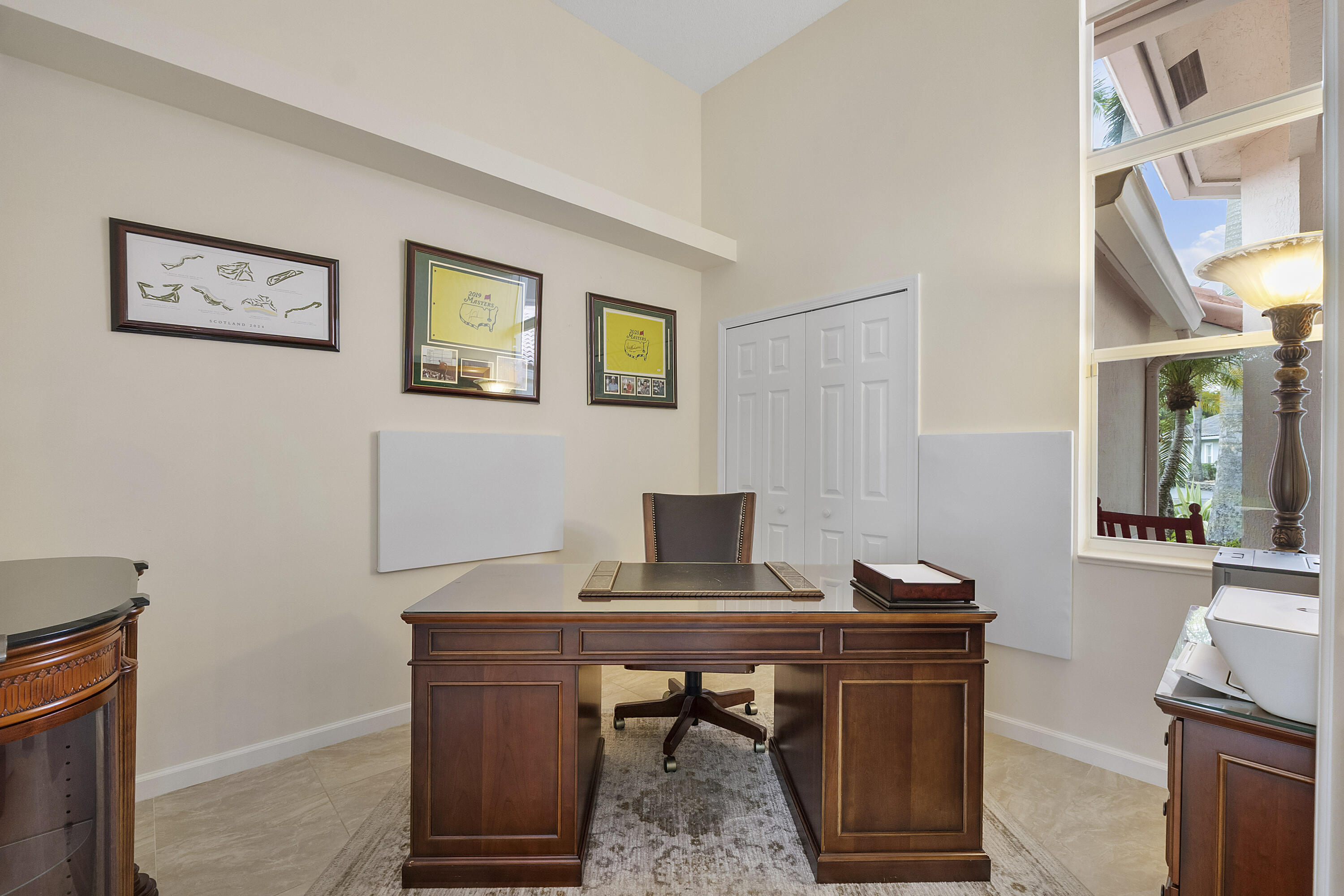 MEADOW RUN - Residential