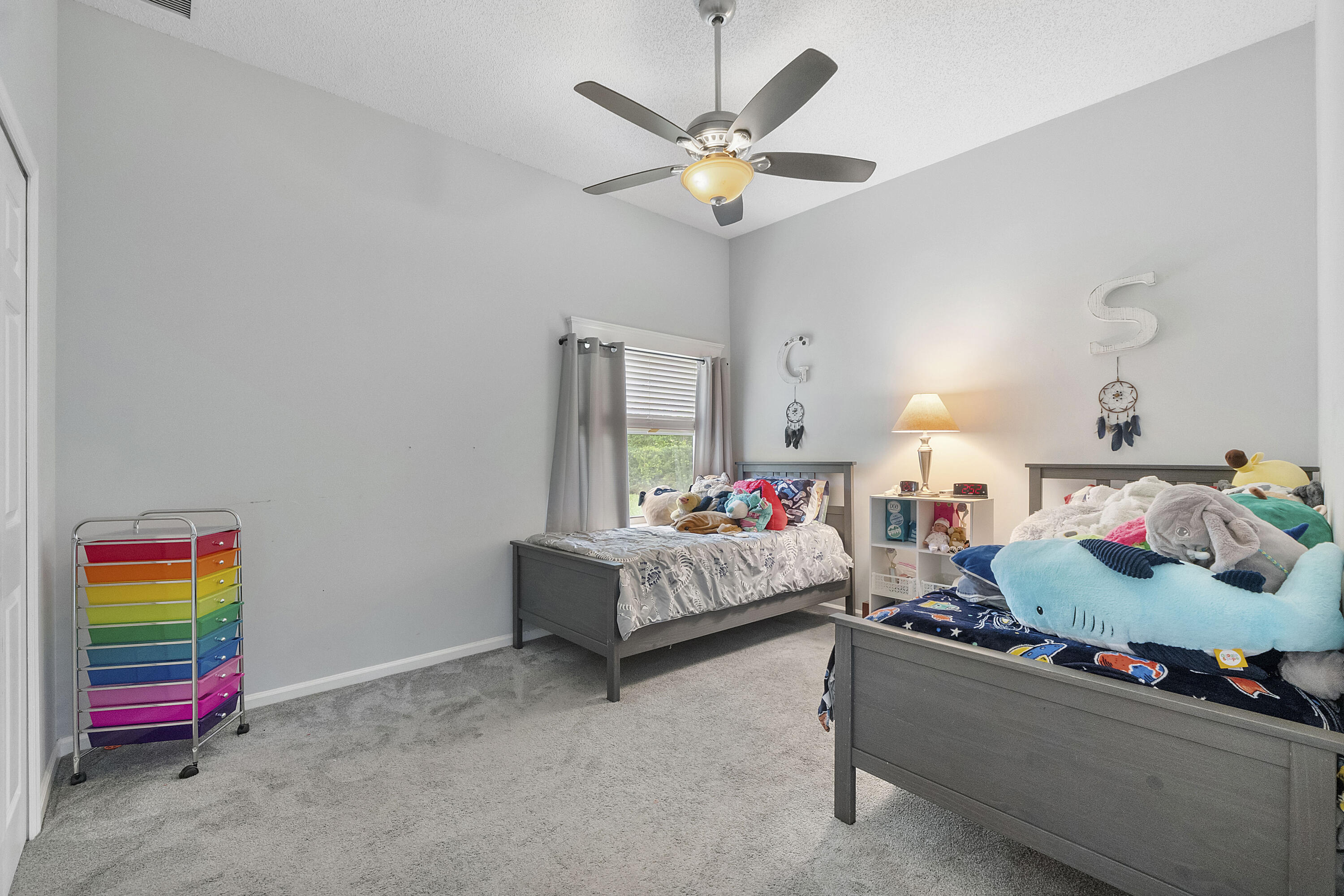 MEADOW RUN - Residential