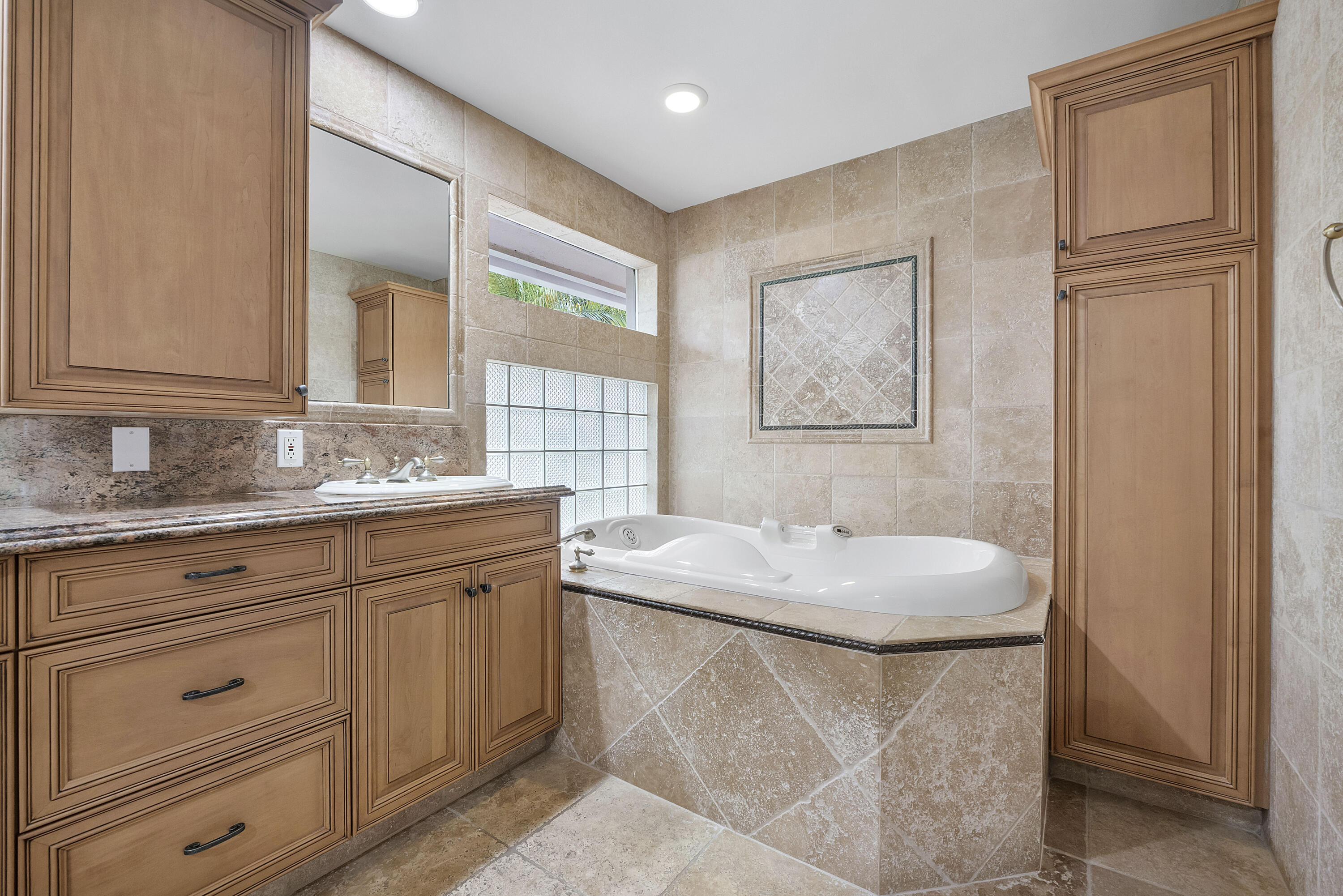 MEADOW RUN - Residential
